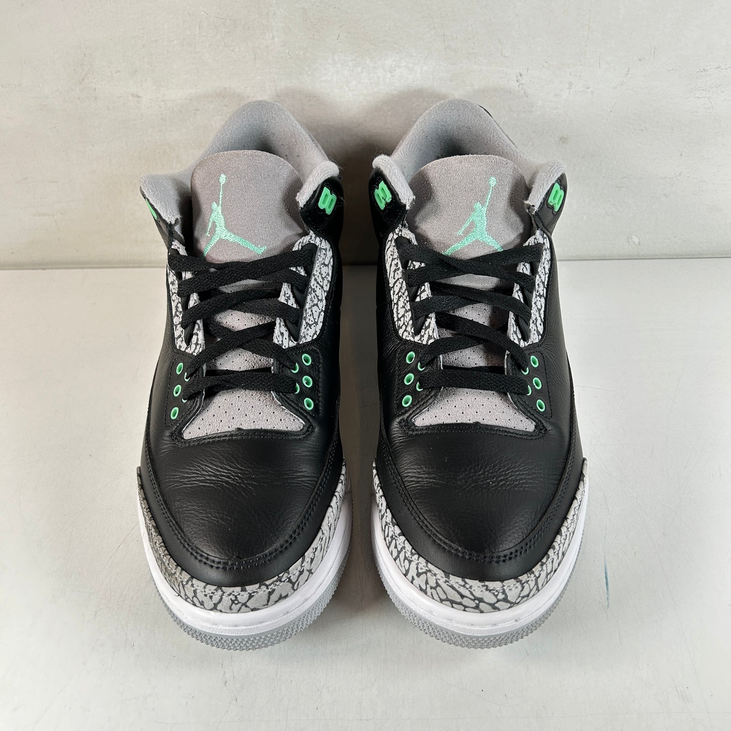 CT8532 031 Jordan 3 Retro Green Glow [USED] - 9 M (Used) (No Box)