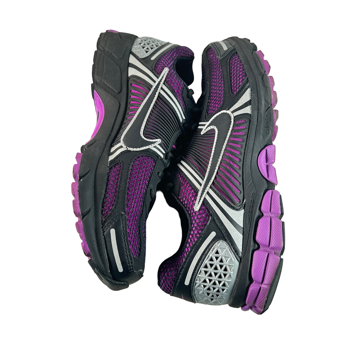FB9149 500 Nike Zoom Vomero 5 Black Vivid Purple [USED] - 9.5 M (Used)