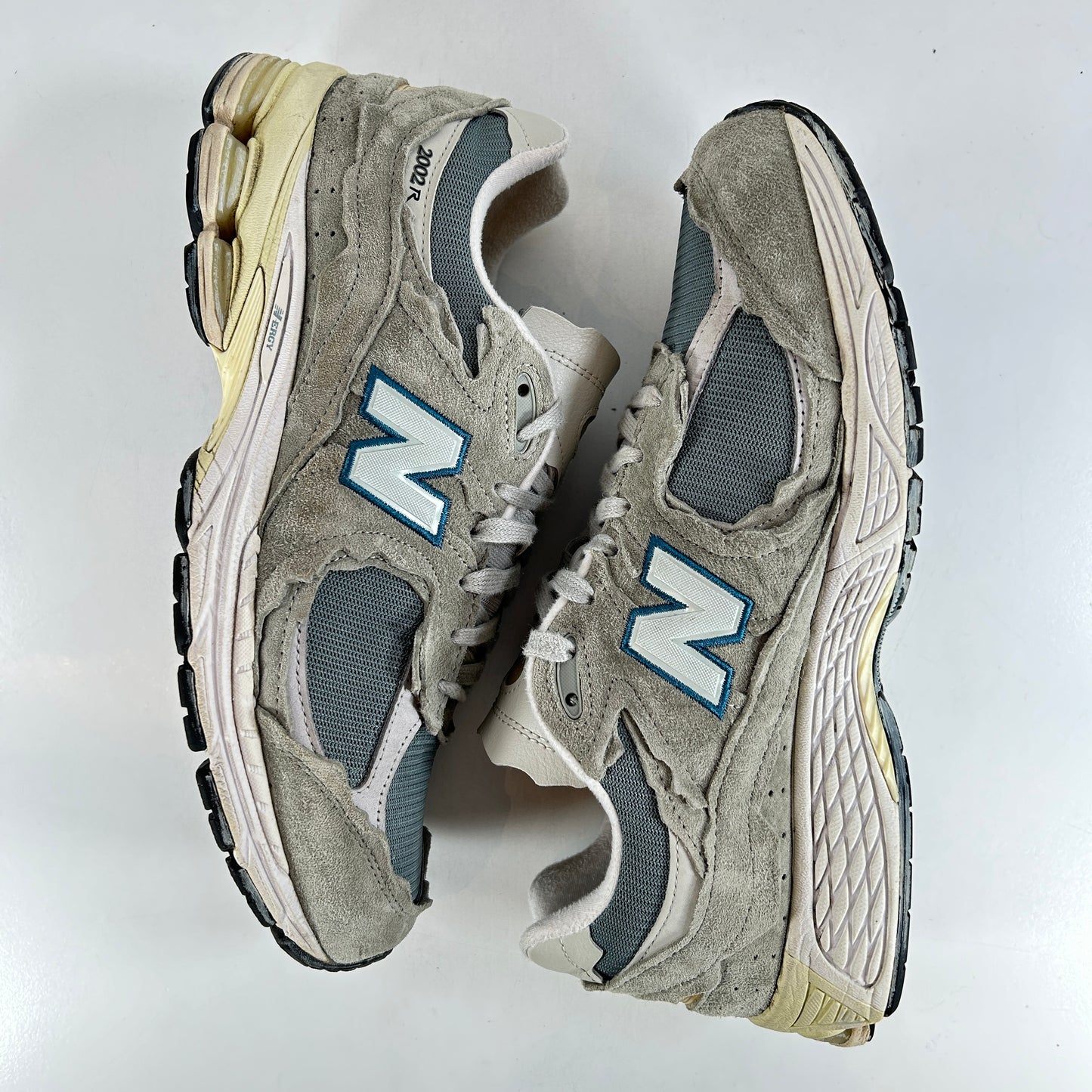 M2002RDD New Balance 2002R Protection Pack Mirage Grey [USED] - 12 M (Used)