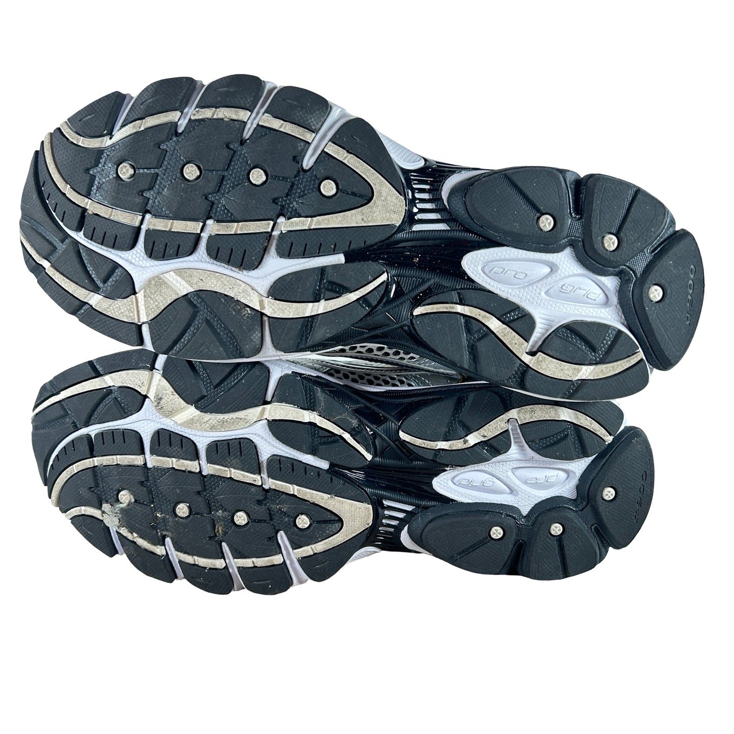 S70739 9 Saucony ProGrid Omni 9 Silver Gold [USED] - 10 M (Used) (No Box)