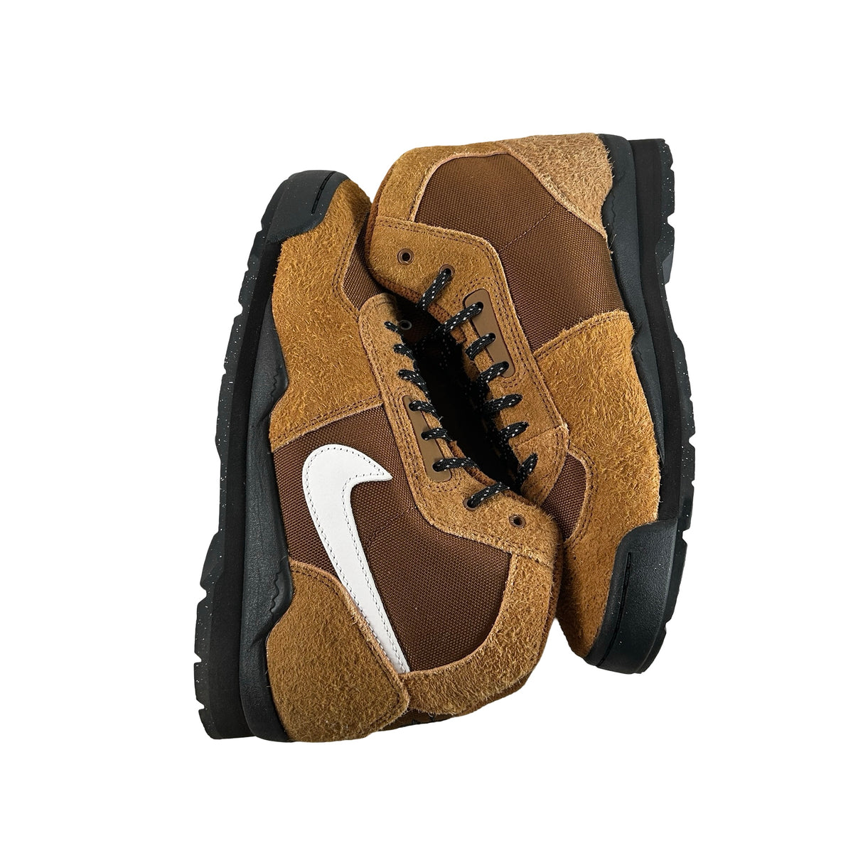 IM7419 200 Nike Air Baltoro Stüssy Light British Tan [USED] - 9 M (Used)
