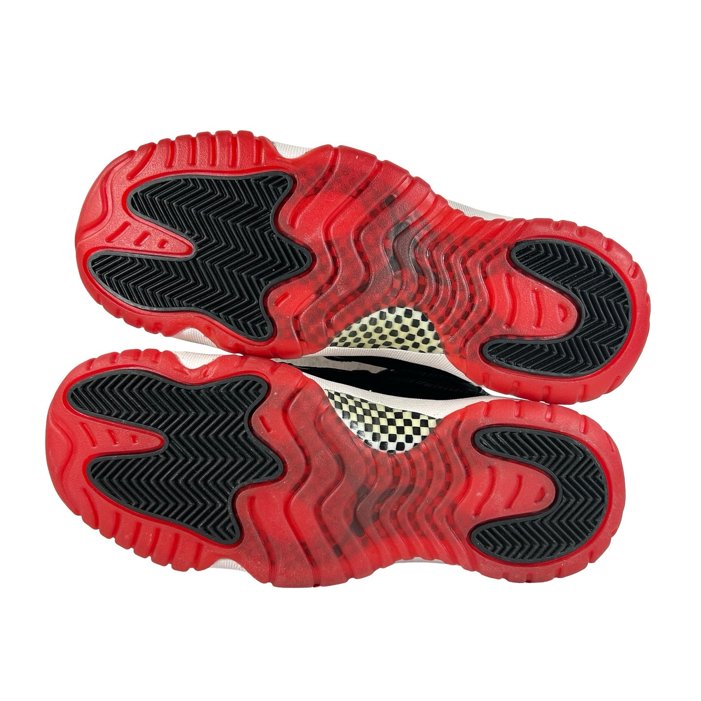 378038 061 Jordan 11 Retro Playoffs Bred (2019) (GS) [CONDITIONAL] - 7 Y (Yellowing)