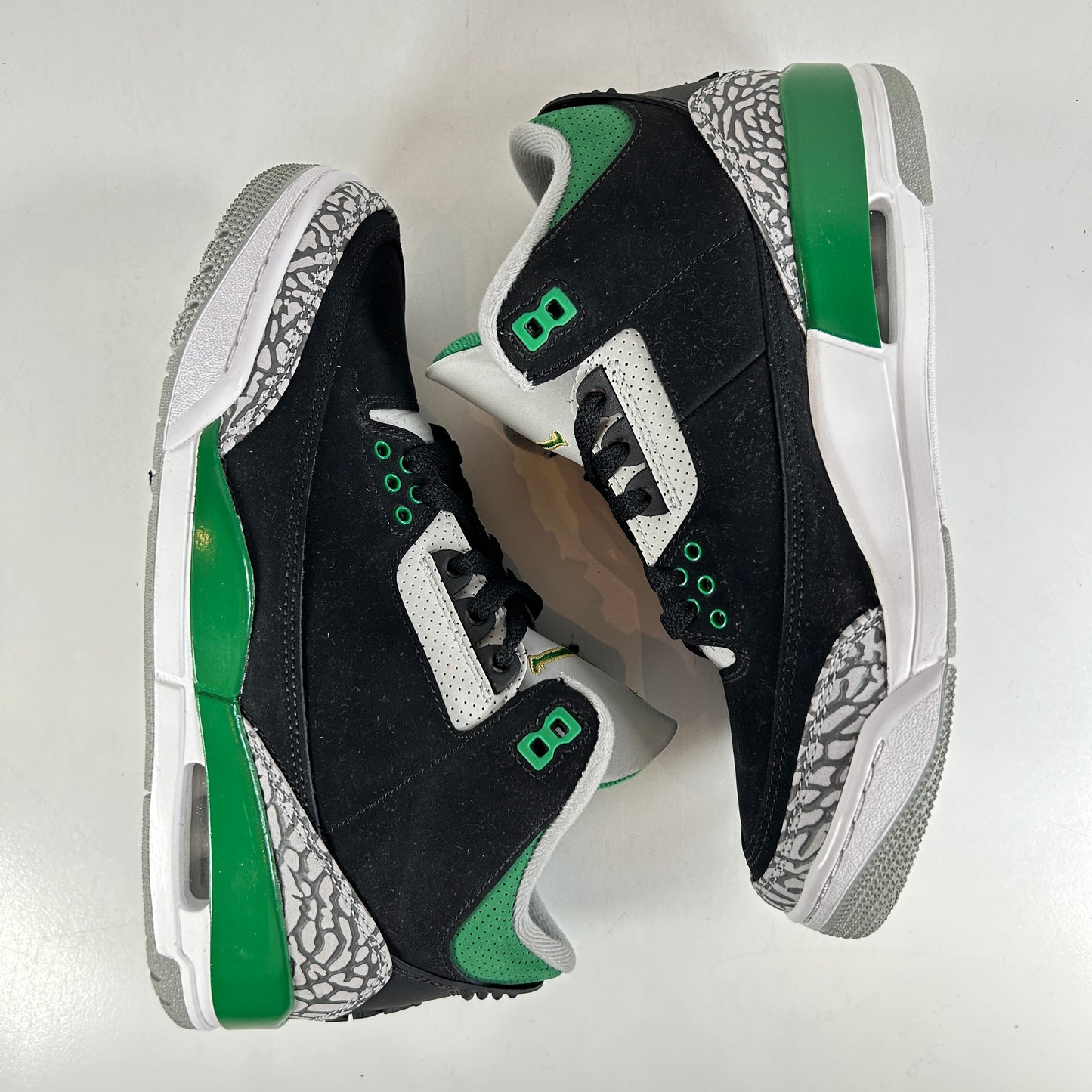 CT8532 030 Jordan 3 Retro Pine Green [USED] - 7 M (VNDS)
