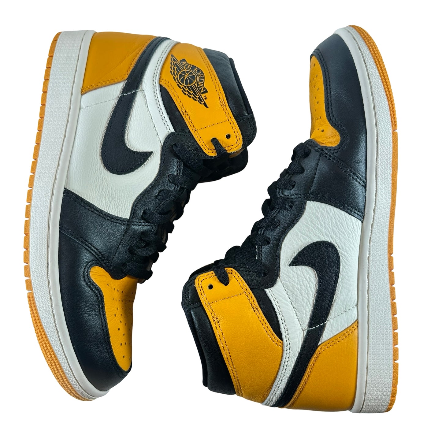 555088 711 Jordan 1 Retro High OG Yellow Toe [USED] - 9 M (Used)