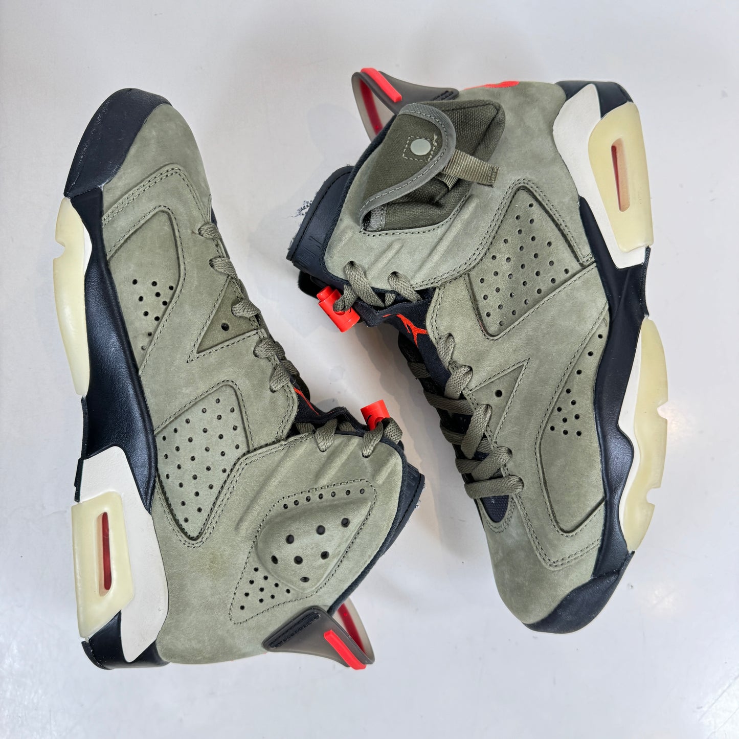 CN1084 200 Jordan 6 Retro Travis Scott [USED] - 7.5 M (VNDS)