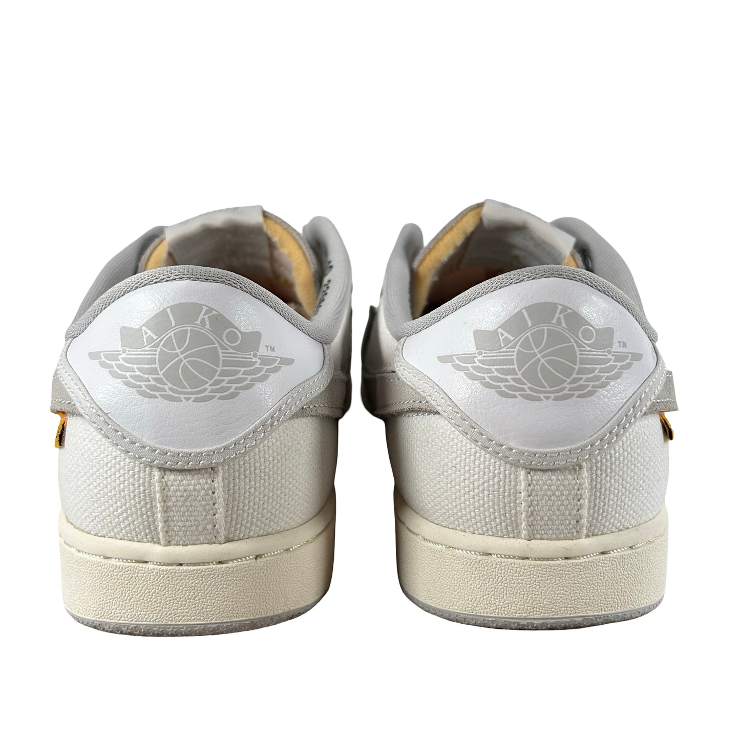 DO8912 101 Jordan 1 Retro AJKO Low SP Unión Lona Blanca