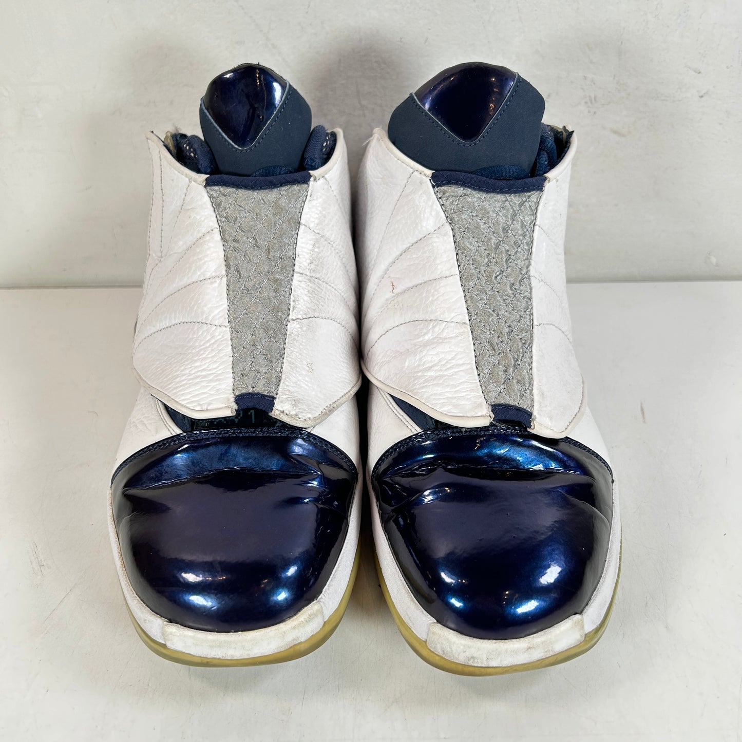 683075 106 Jordan 16 Retro Midnight Navy (2016) [USED] - 9.5 M (Used) (No Box)