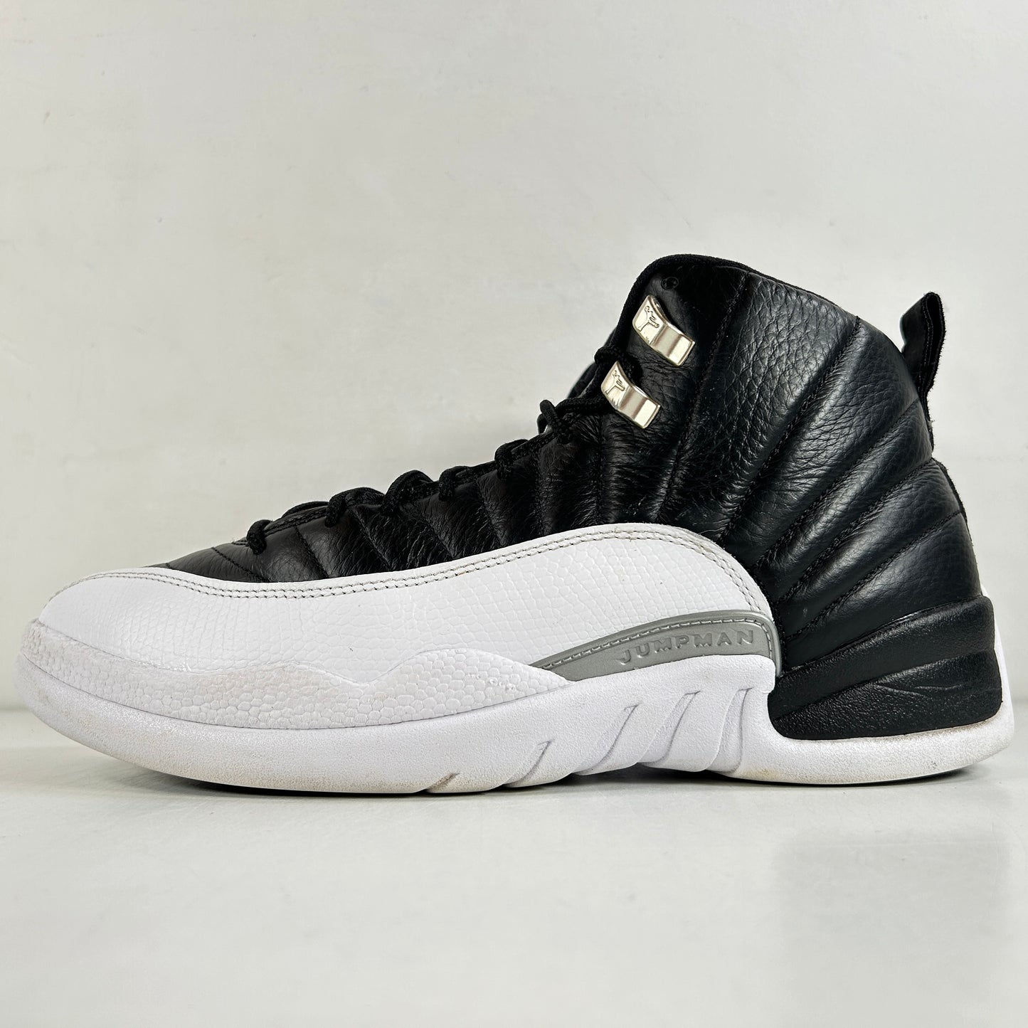 CT8013 006 Jordan 12 Retro Playoffs (2022) [USED] - 10.5 M (Used2)