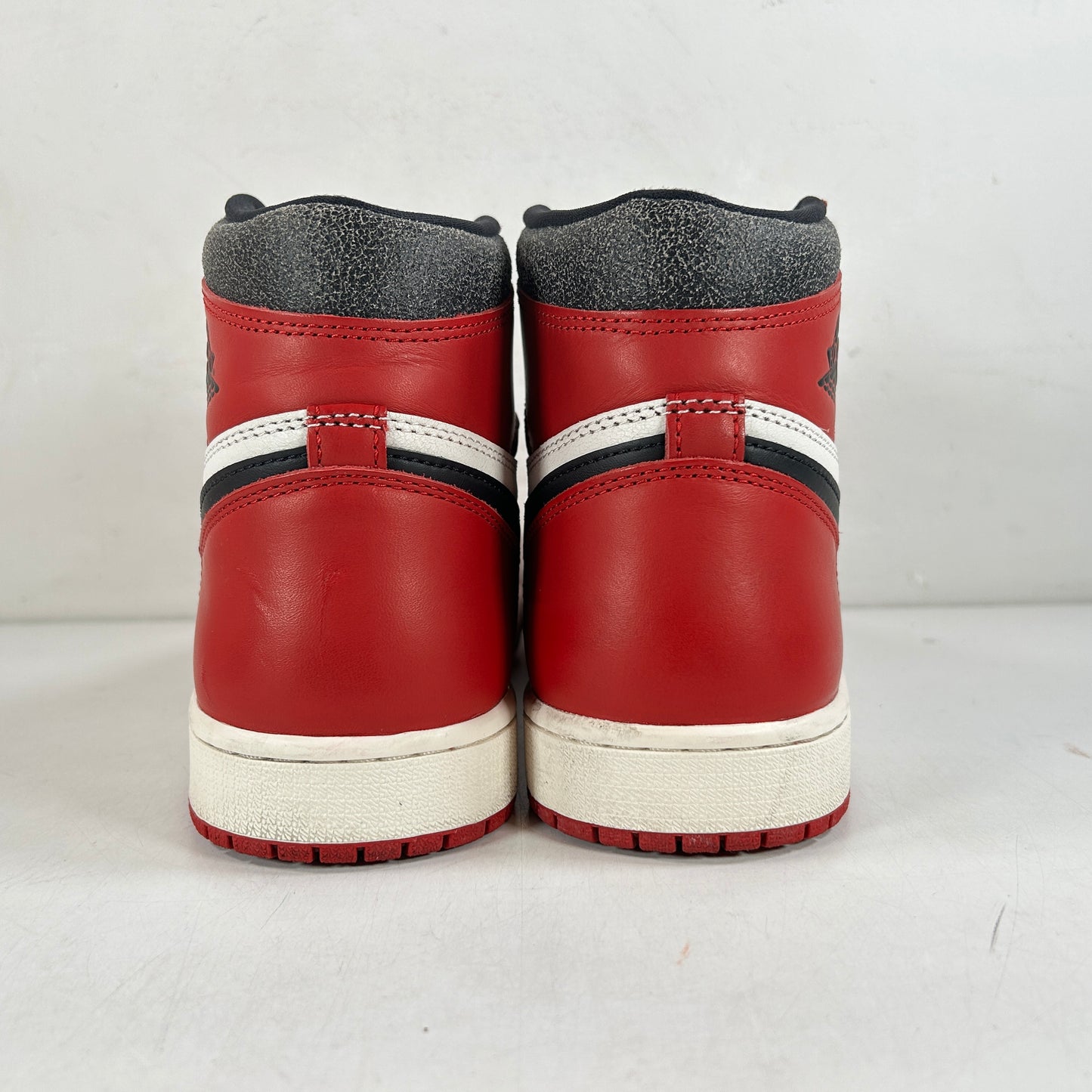 DZ5485 612 Jordan 1 Retro High OG Chicago Lost And Found [USED] - 10.5 M (Used2)