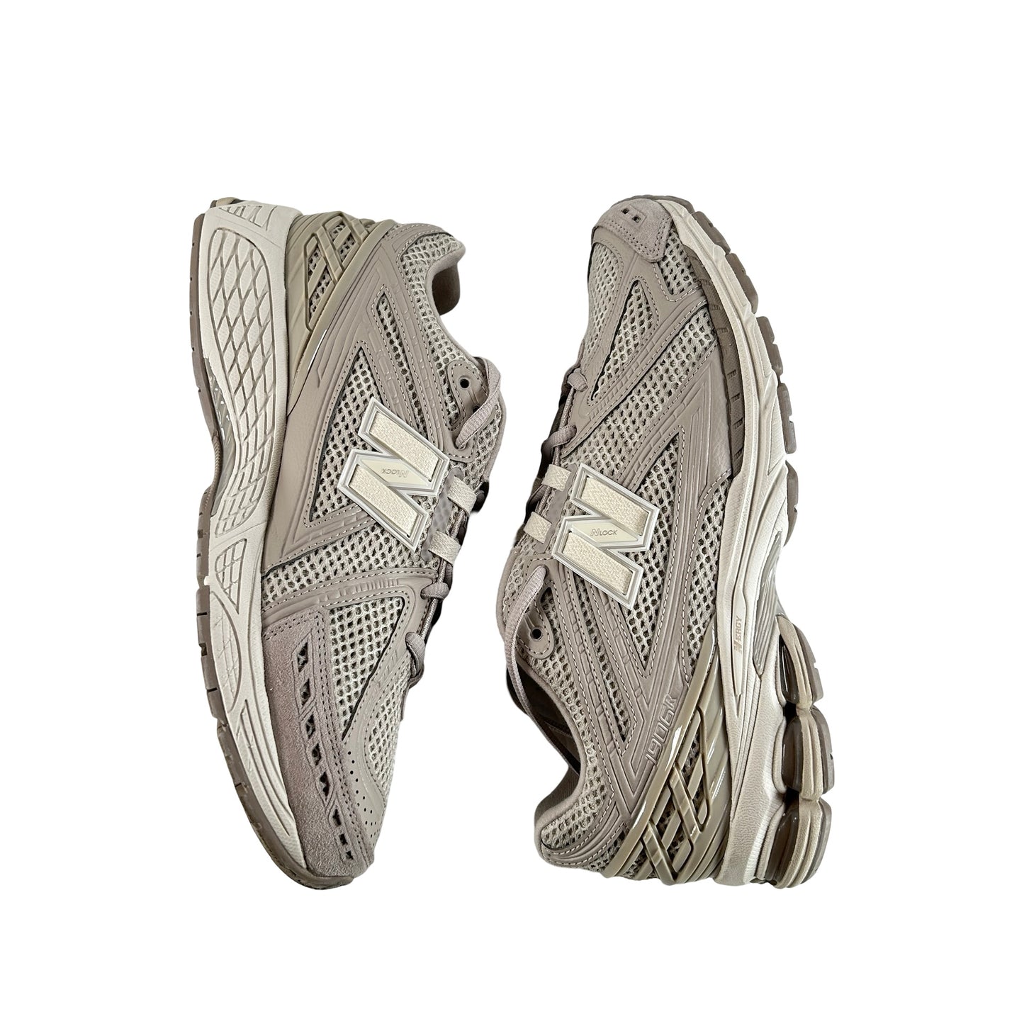 M1906RGR New Balance 1906R Grey Day [USED] - 9.5 M (Used)