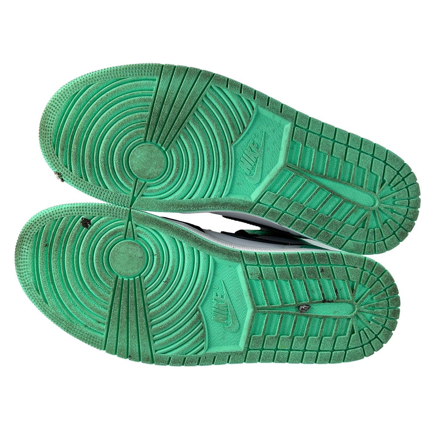 DZ5485 130 Jordan 1 Retro High OG Green Glow [USED] - 9.5 M (Used)