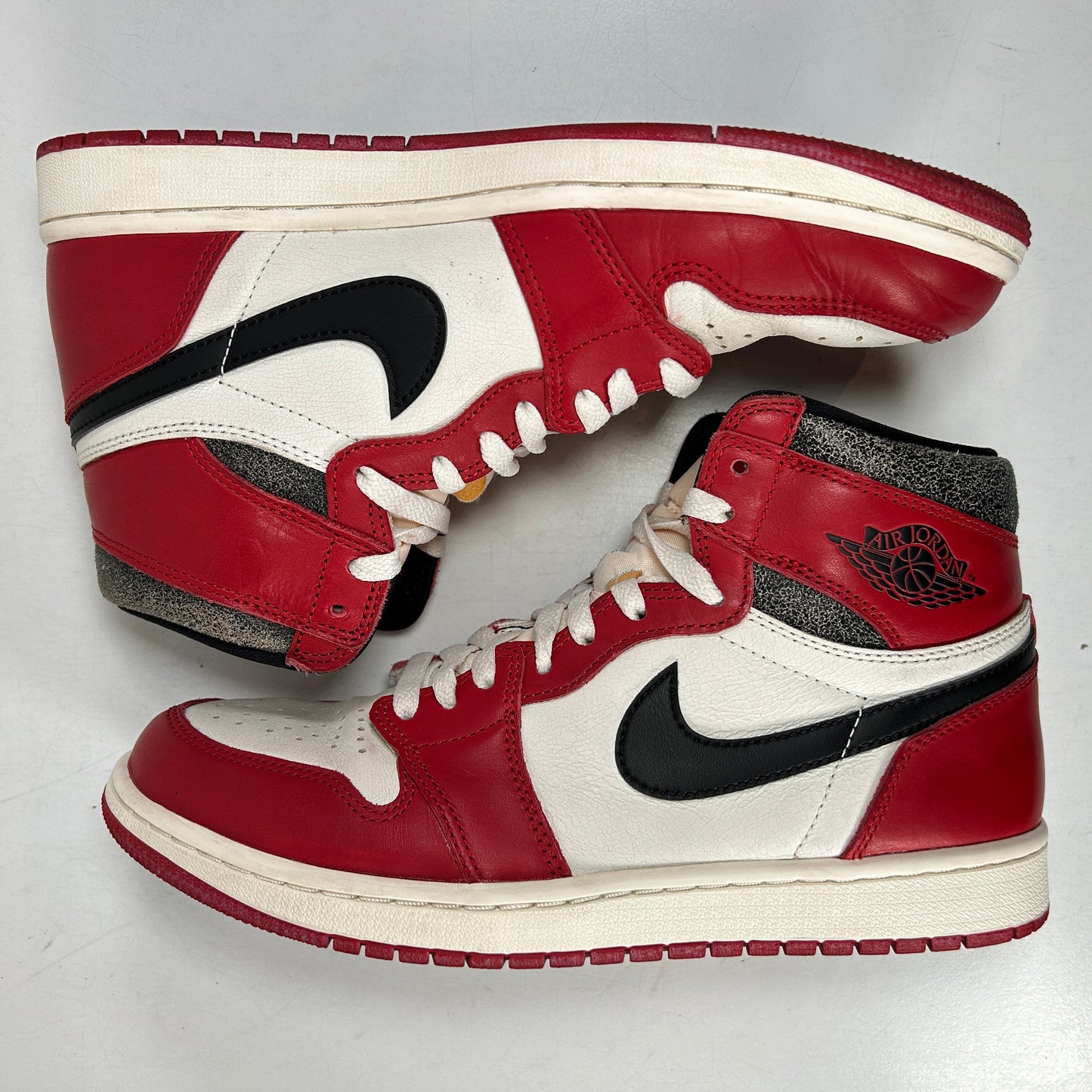 DZ5485 612 Jordan 1 Retro High OG Chicago Lost And Found [USED] - 9.5 M (Used3)