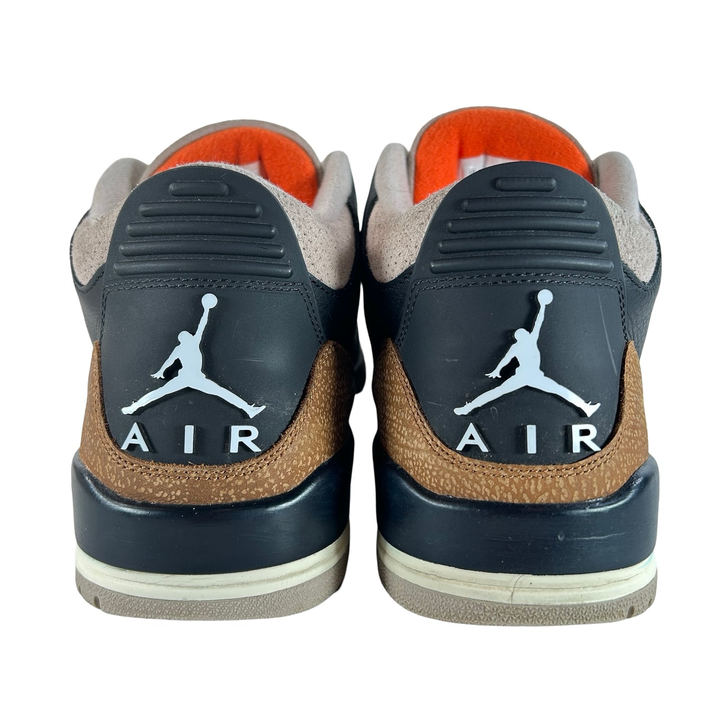 CT8532 008 Jordan 3 Retro Elefante del Desierto