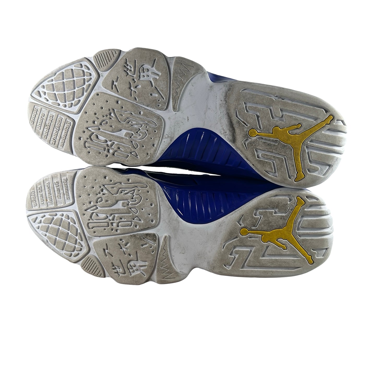302370 121 Jordan 9 Retro Kobe Bryant PE [USED] - 14 M (Used)