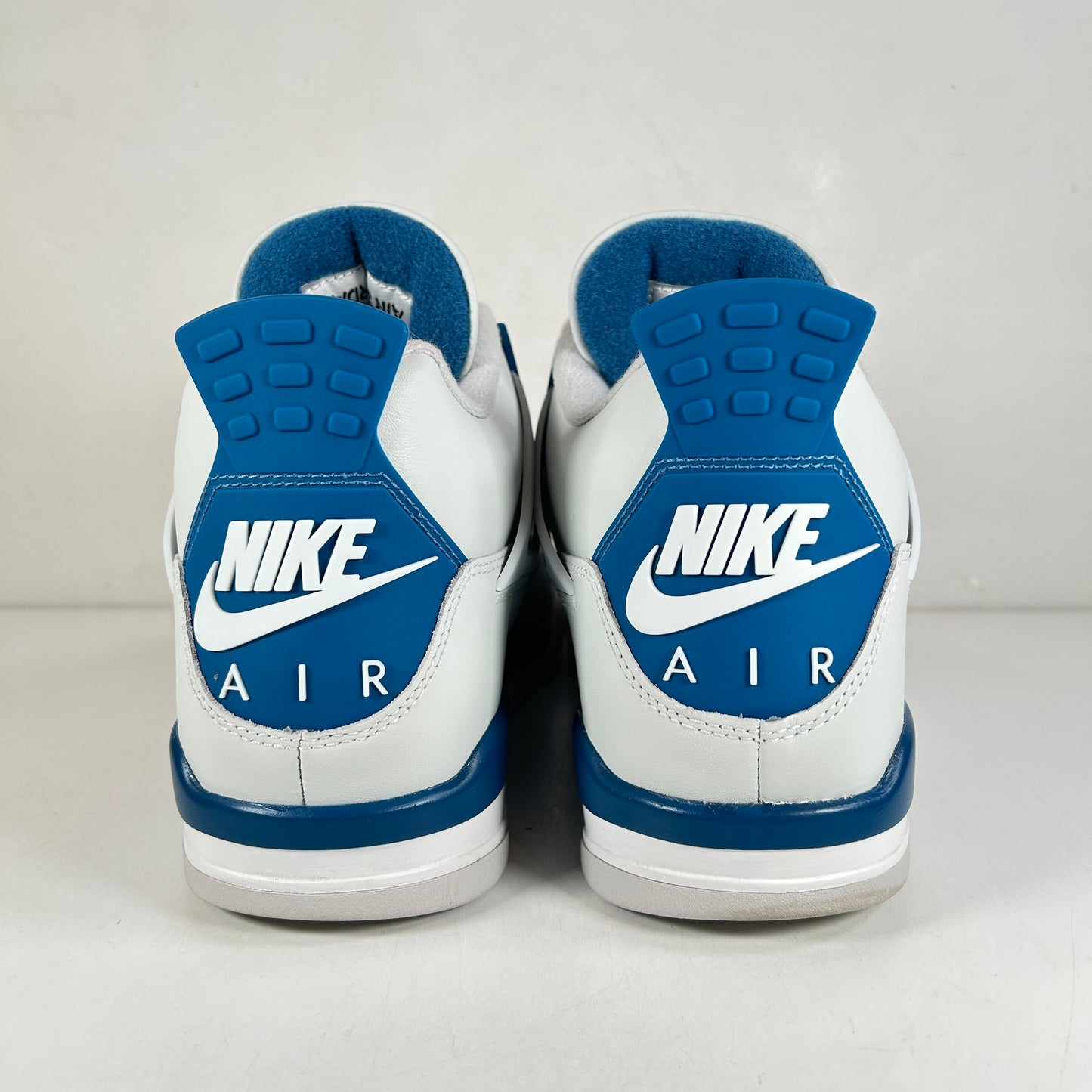 FV5029 141 Jordan 4 Retro Military Blue (2024) [USED] - 11.5 M (Used3)
