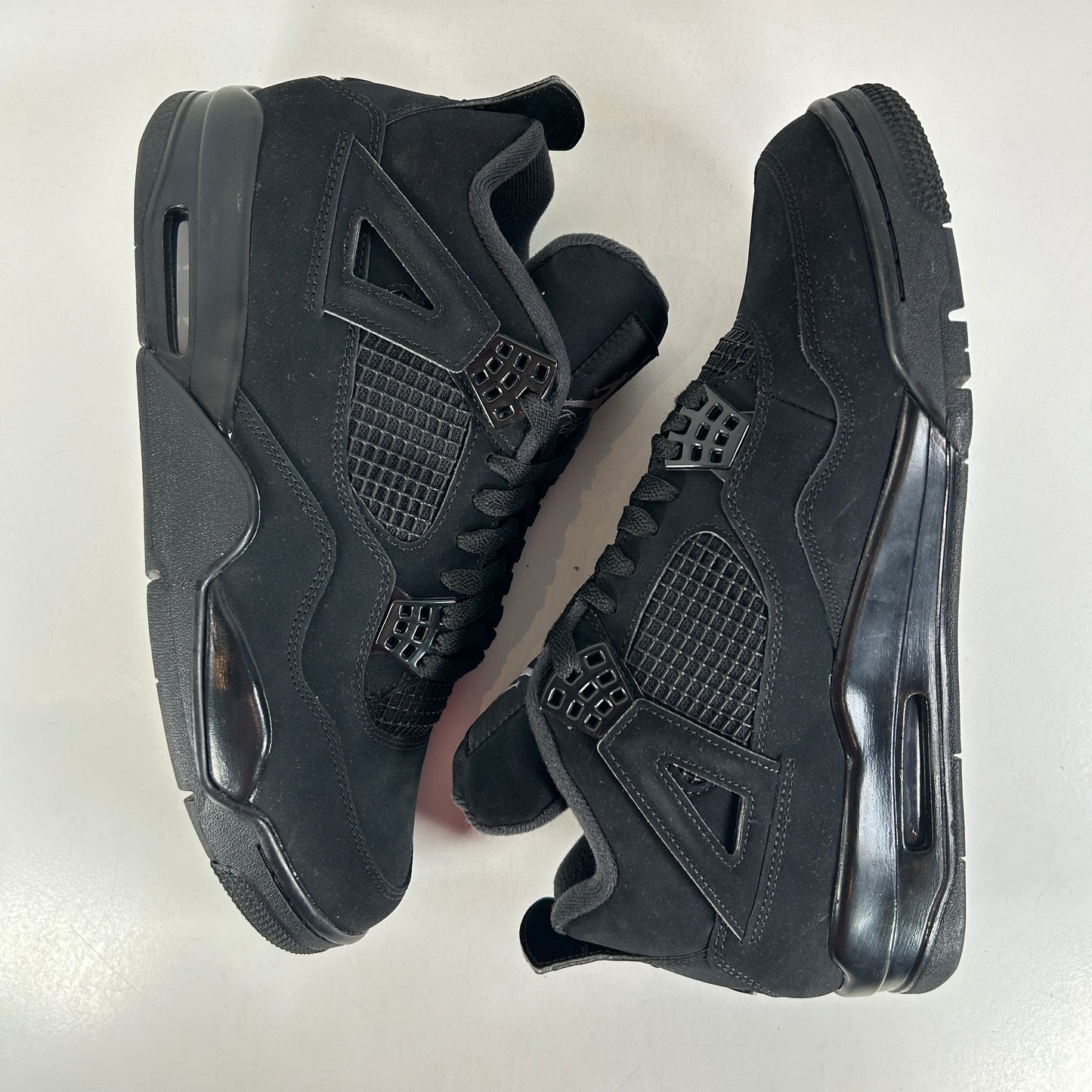CU1110 010 Jordan 4 Gato Negro 2020