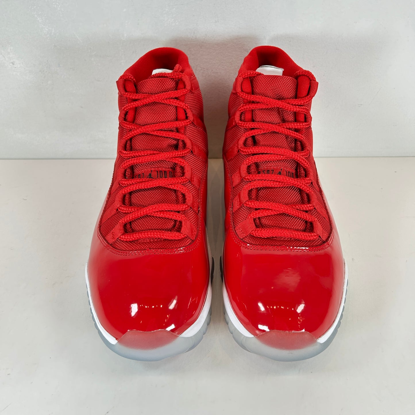 378037 623 Jordan 11 Retro Win Like 96 [USED] - 9.5 M (VNDS)