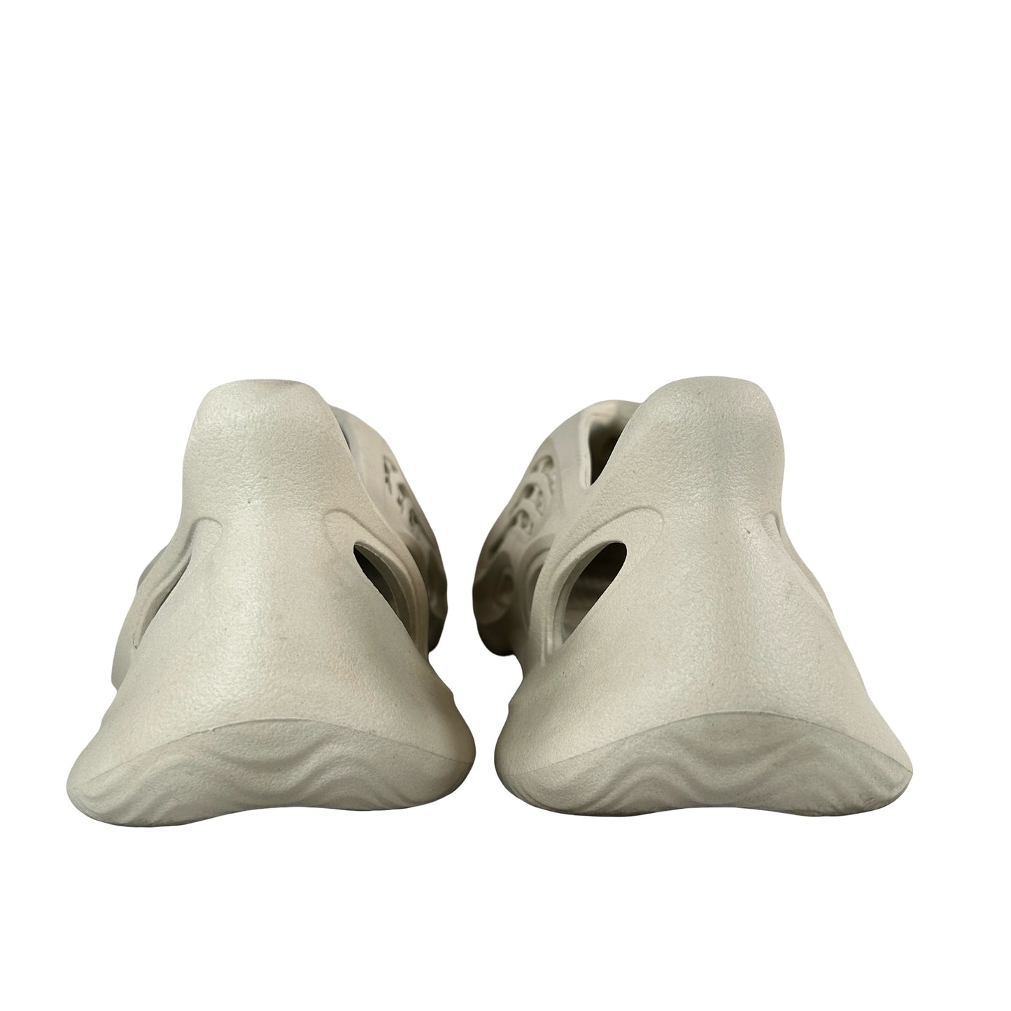 FY4567 adidas Yeezy Foam RNNR Sand [USED] - 8 M (Used)