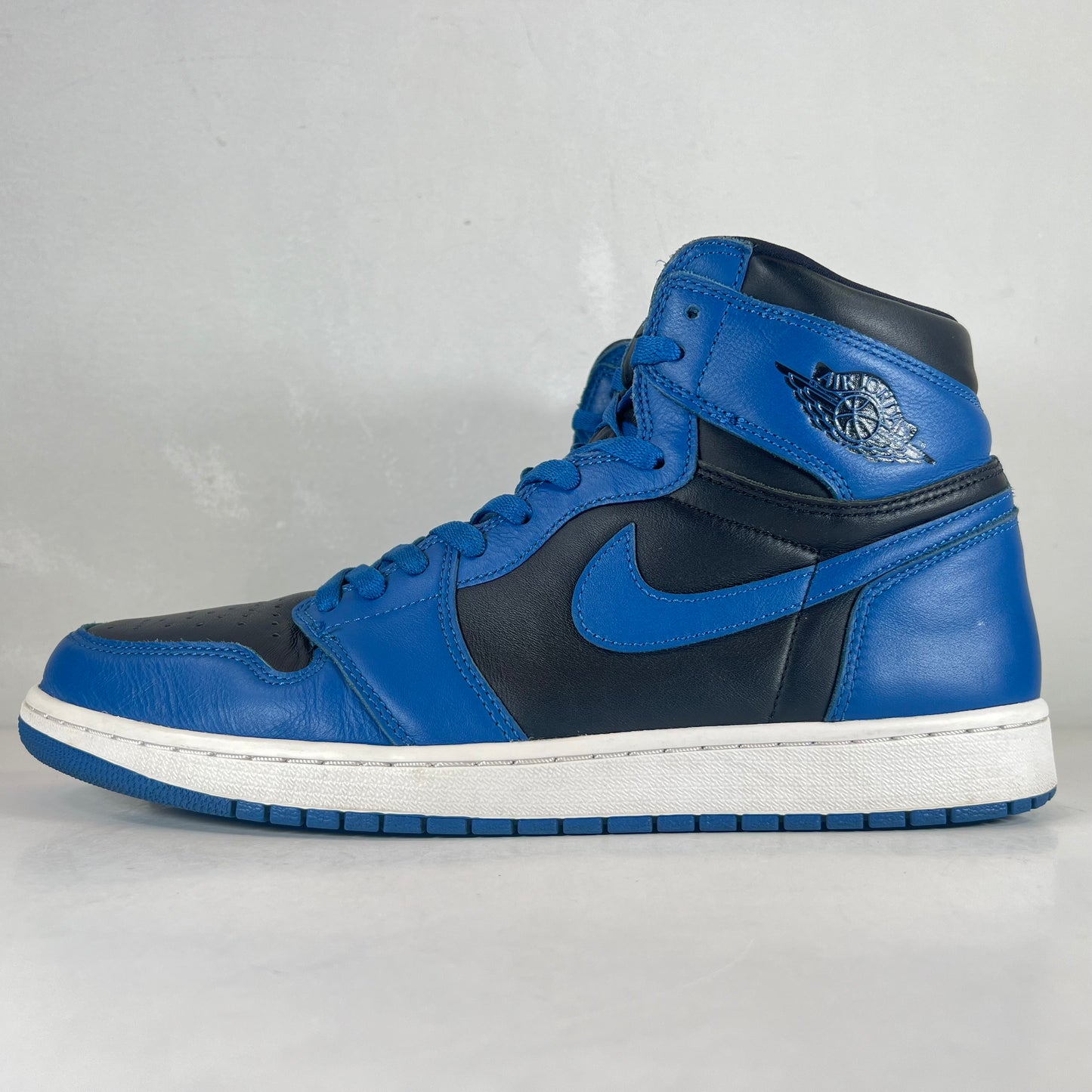 555088 404 Jordan 1 Retro High OG Dark Marina Blue [USED] - 13 M (Used) (No Box)