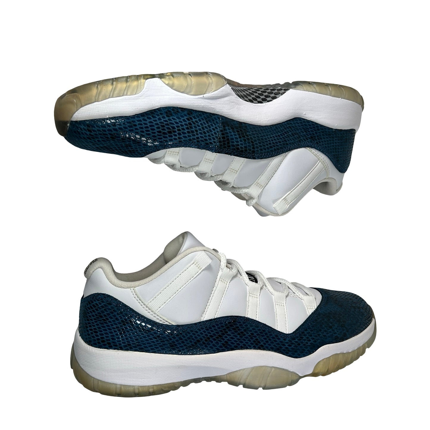 CD6846 102 Jordan 11 Retro Low Snake Navy (2019) - 10 M (Yellowing)