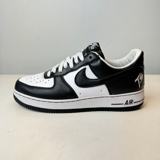 FJ5756 100 Nike Air Force 1 Low QS Terror Squad Blackout [USED] - 8 M (Used)