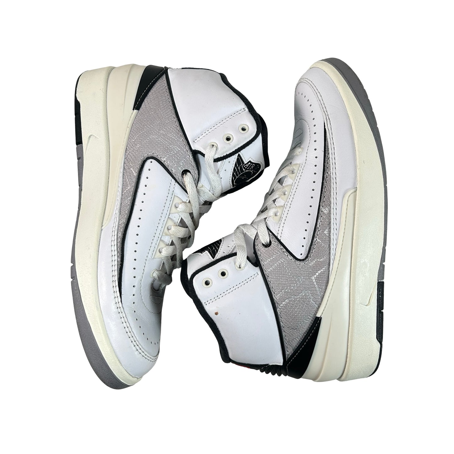 DQ8562 102 Jordan 2 Retro Python (GS) [USED] - 7 Y (Used)