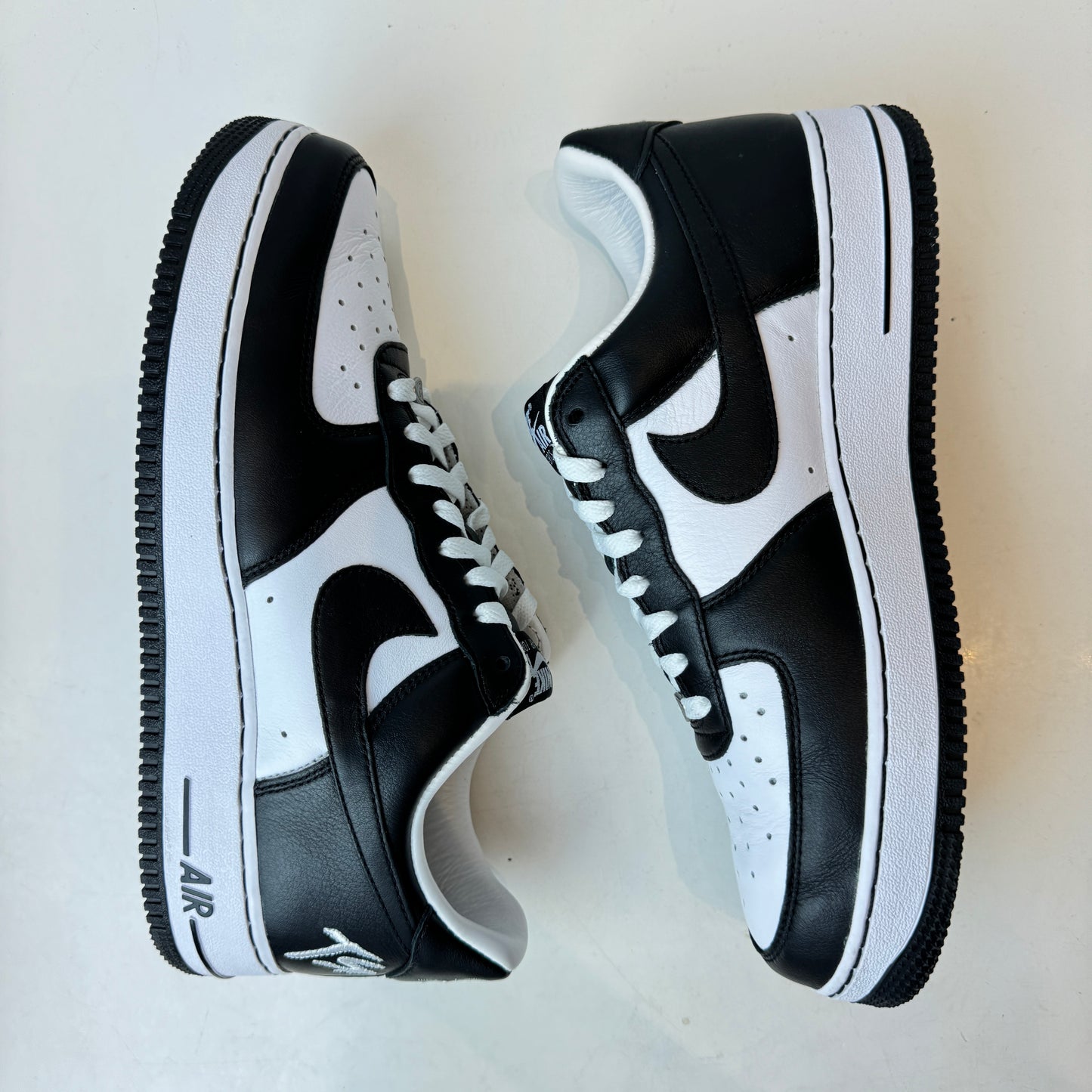 FJ5756 100 Nike Air Force 1 Low QS Terror Squad Blackout [USED] - 10 M (Used)