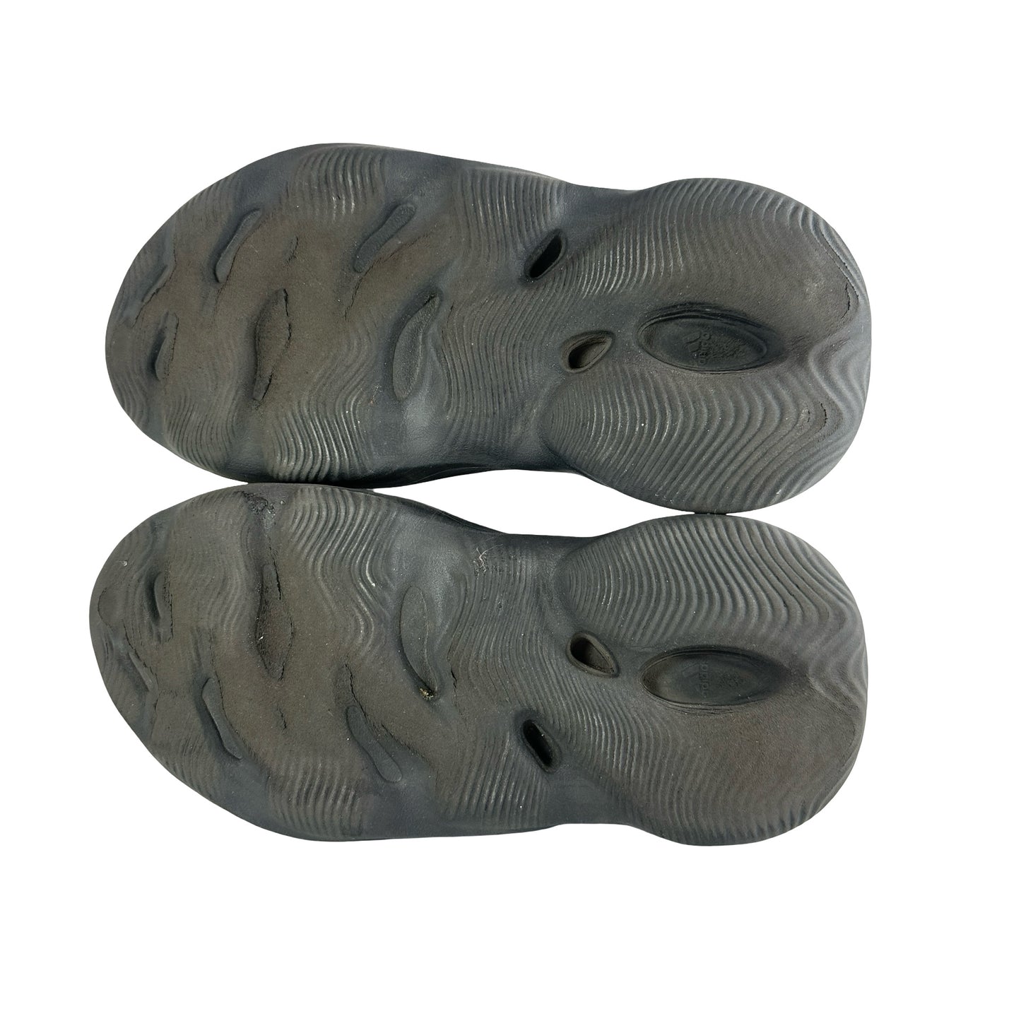 HP8739 Adidas Yeezy Foam RNR Onyx [USED] - 7 M (Used2)