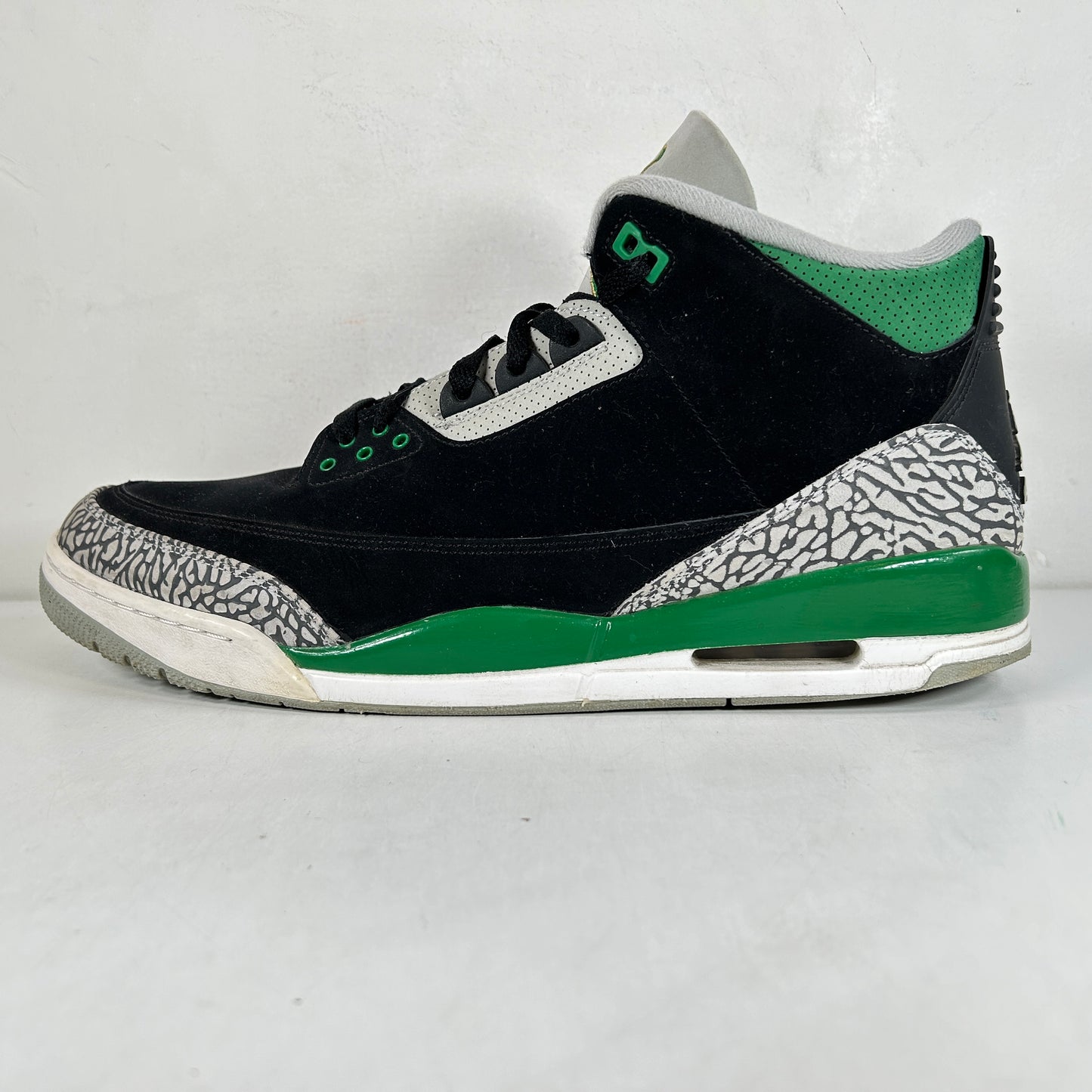 CT8532 030 Jordan 3 Retro Pine Green [USED] - 15 M (Used)