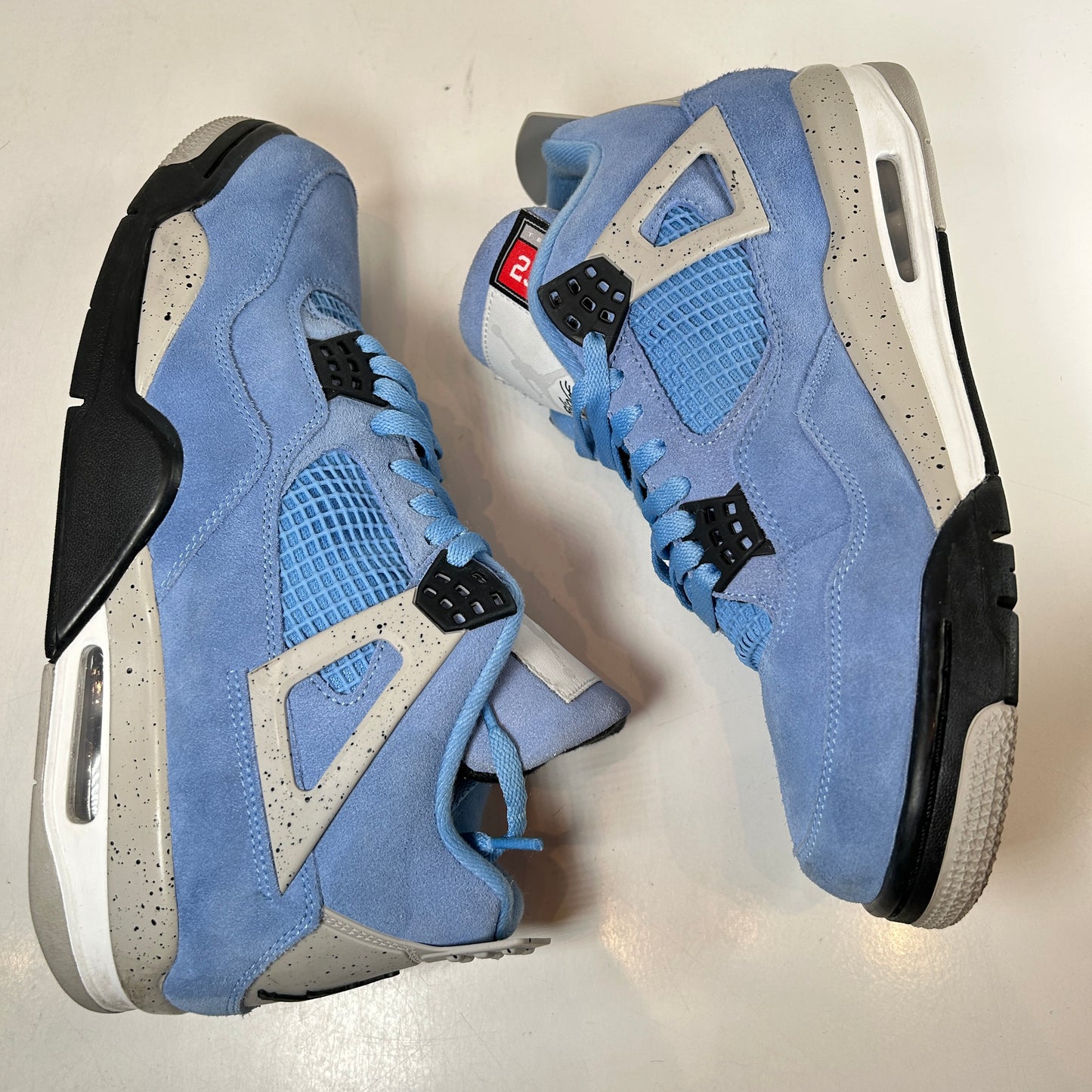 CT8527 400 Jordan 4 Retro University Blue [USED] - 10.5 M (Used2)