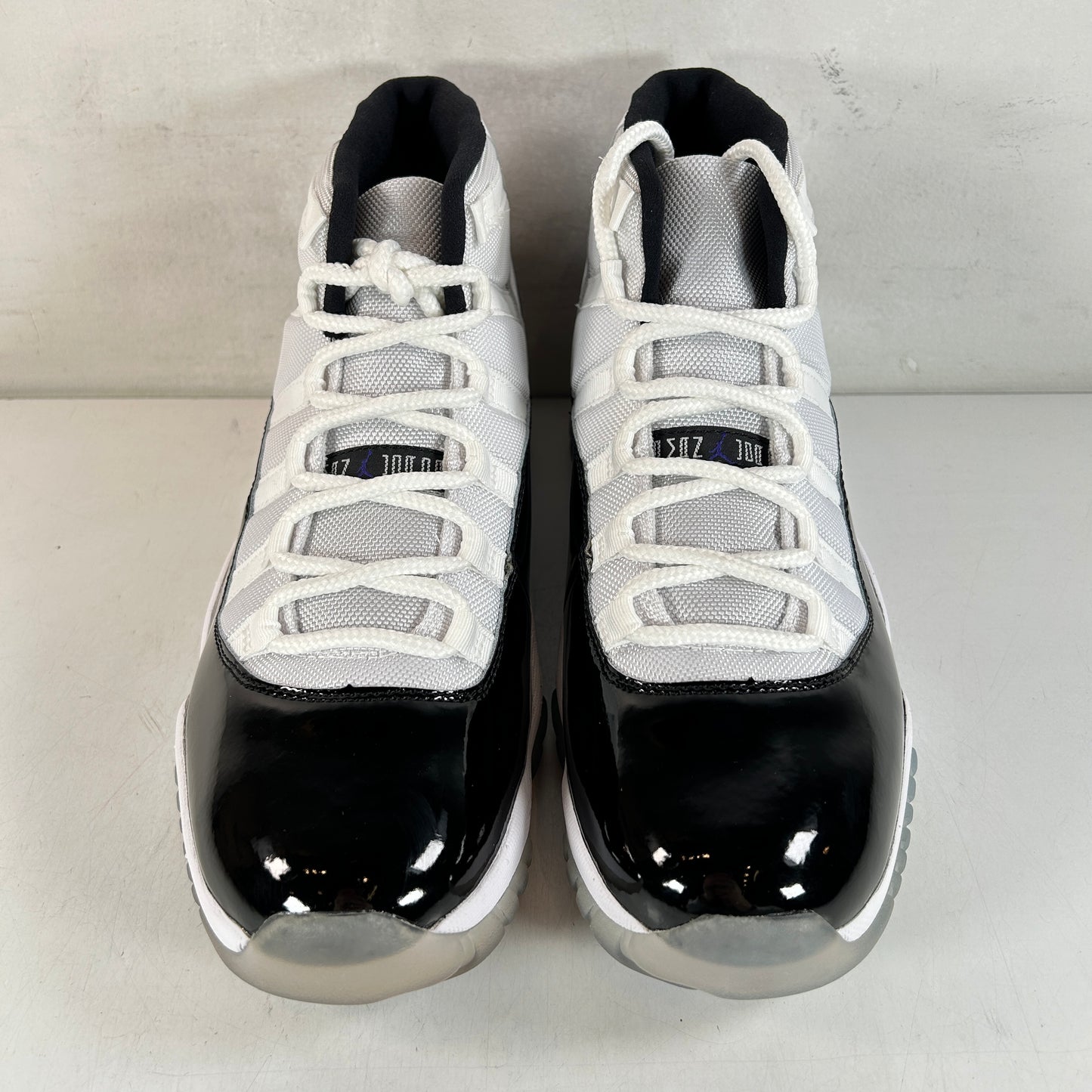 378037 100 Jordan 11 Concord [CONDITIONAL] - 10.5 M (Yellowing Soles)