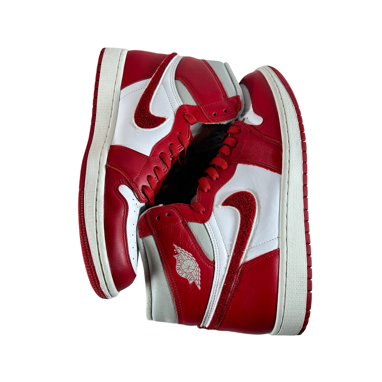 DJ4891 061 Jordan 1 Retro High OG Varsity Red (W) [USED] - 12 W (Used2)