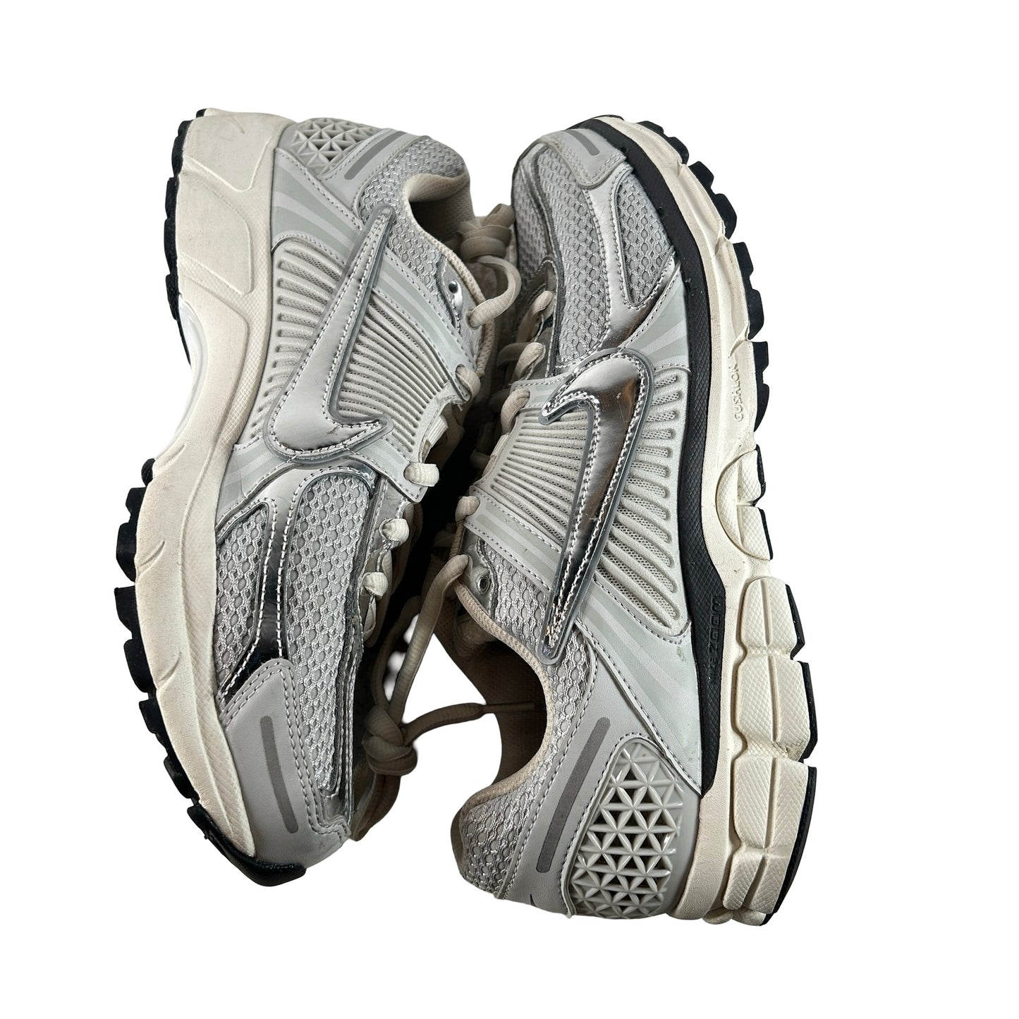 FD0884 025 Nike Zoom Vomero 5 Photon Dust Metallic Silver W [USED] - 13 W (Used)