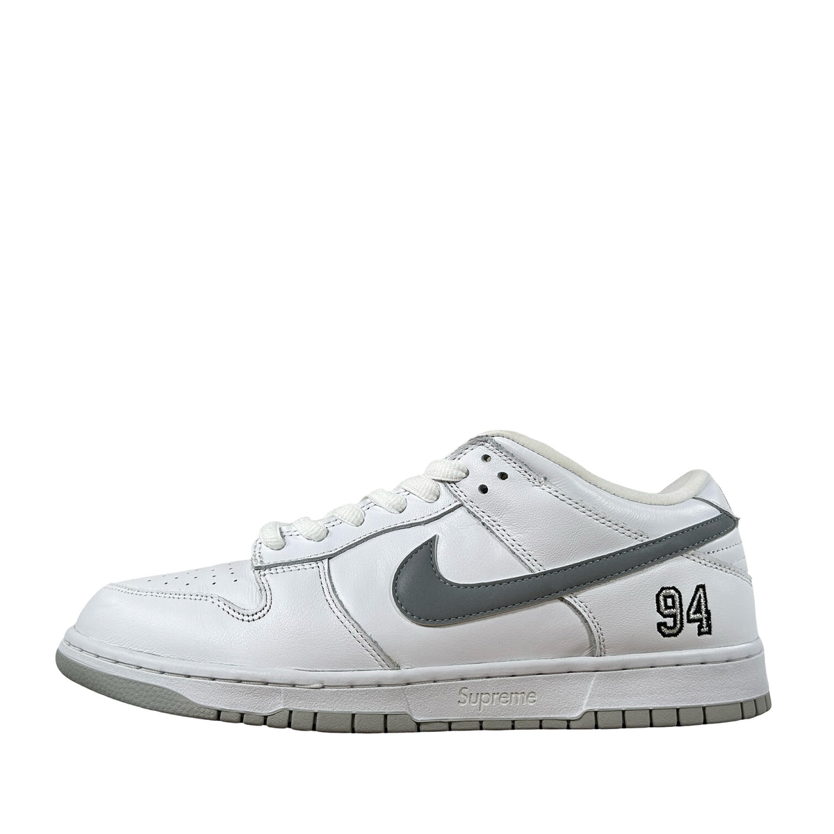 HQ8487 100 Nike SB Dunk Low Supreme 94 White Metallic Silver [USED] - 11 M (Used)