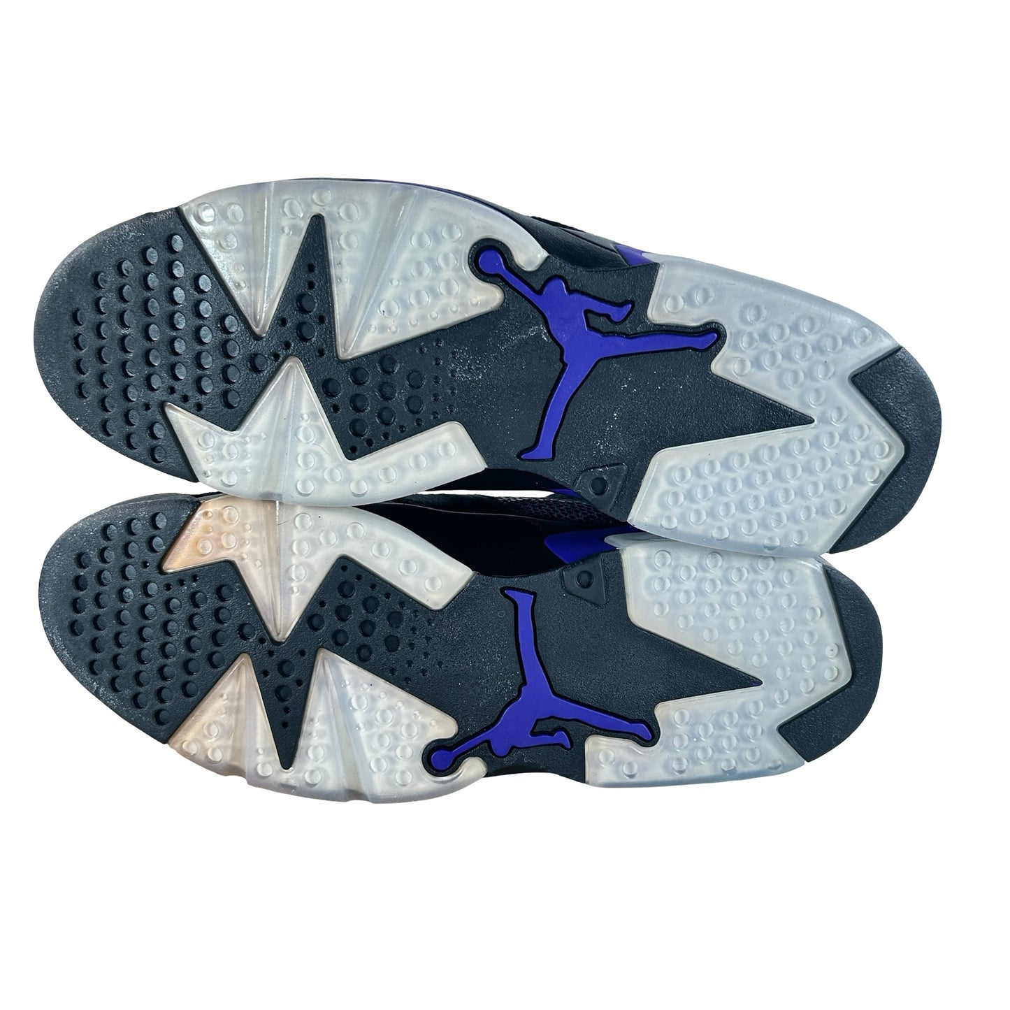 AR2257 005 Jordan 6 Retro Social Status - 12 M (Yellowing)