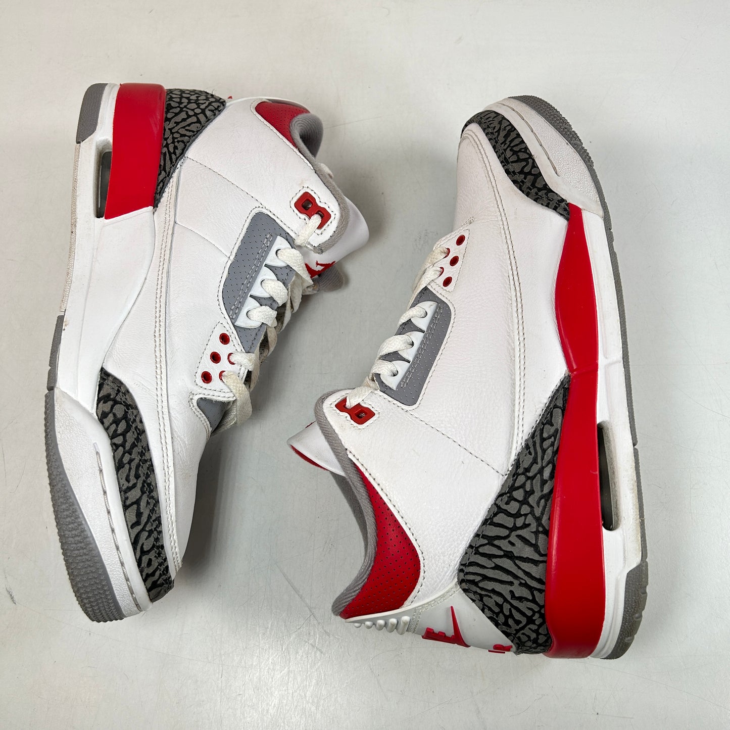 DN3707 160 Jordan 3 Retro Fire Red (2022) [USED] - 9.5 M (Used) (Replace Box)