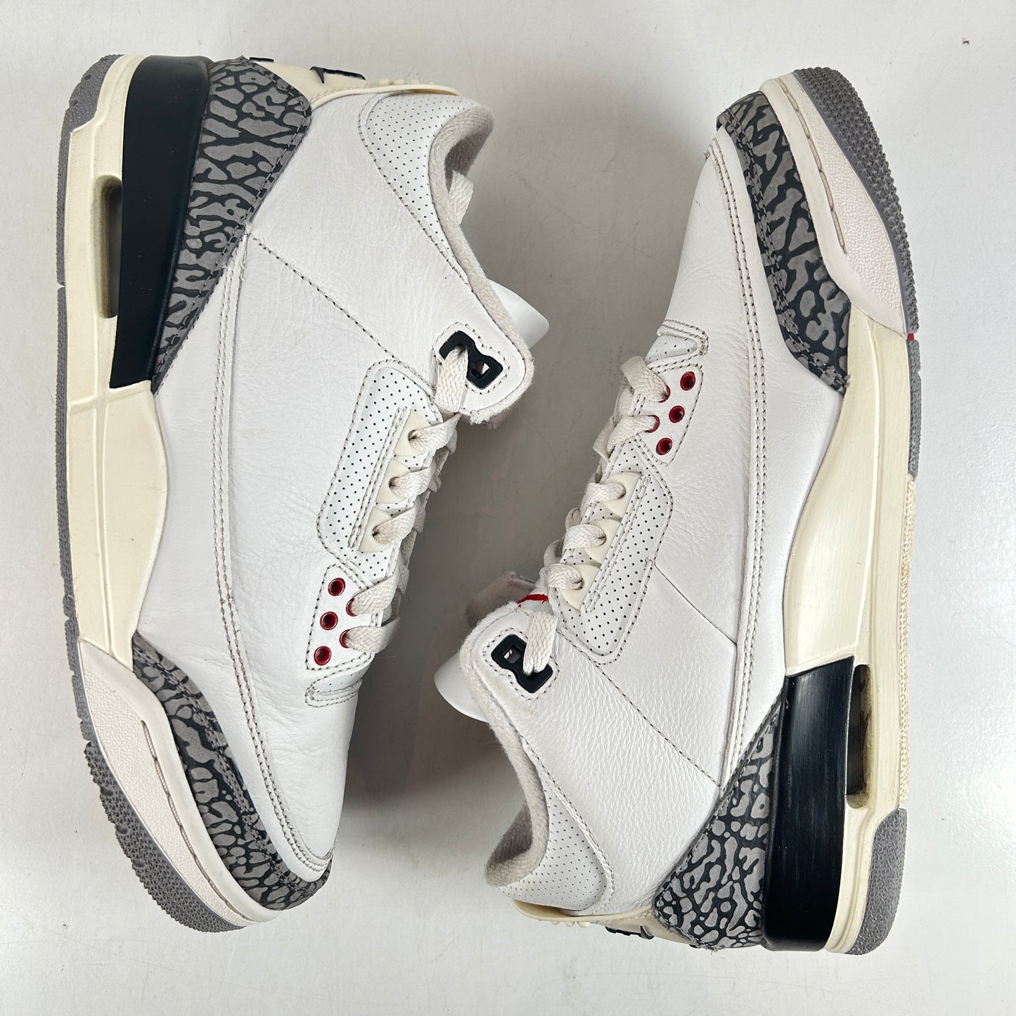 DN3707 100 Jordan 3 Retro White Cement Reimagined [USED] - 8.5 M (Used5)