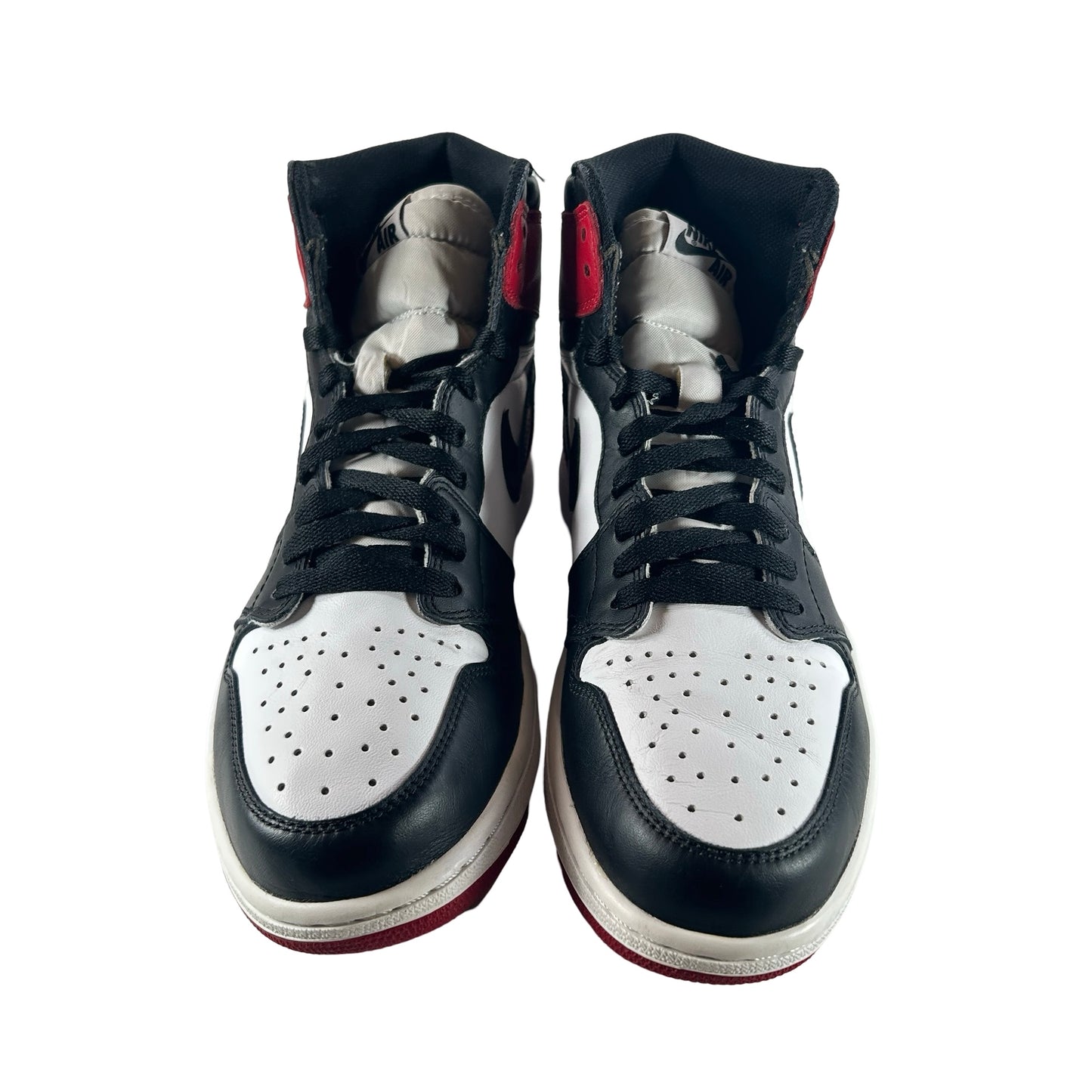 555088 125 Jordan 1 Retro Black Toe (2016) [USED] - 9.5 M (Used2)