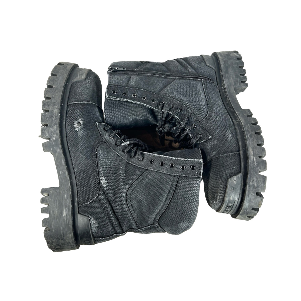 694042W2H11 1000 Balenciaga Combat Strike Boot Black [USED] - EU 43 / US 10 M (Used)