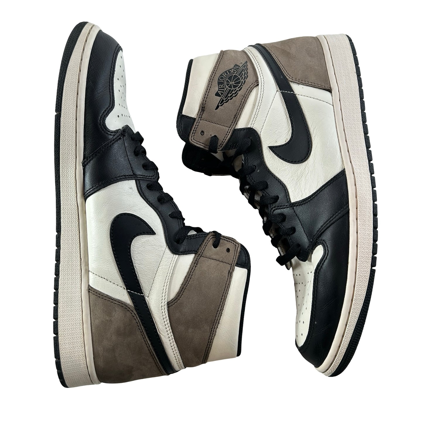 555088 105 Jordan 1 Mocha [USED] - 14 M (Used) (Replace Box)