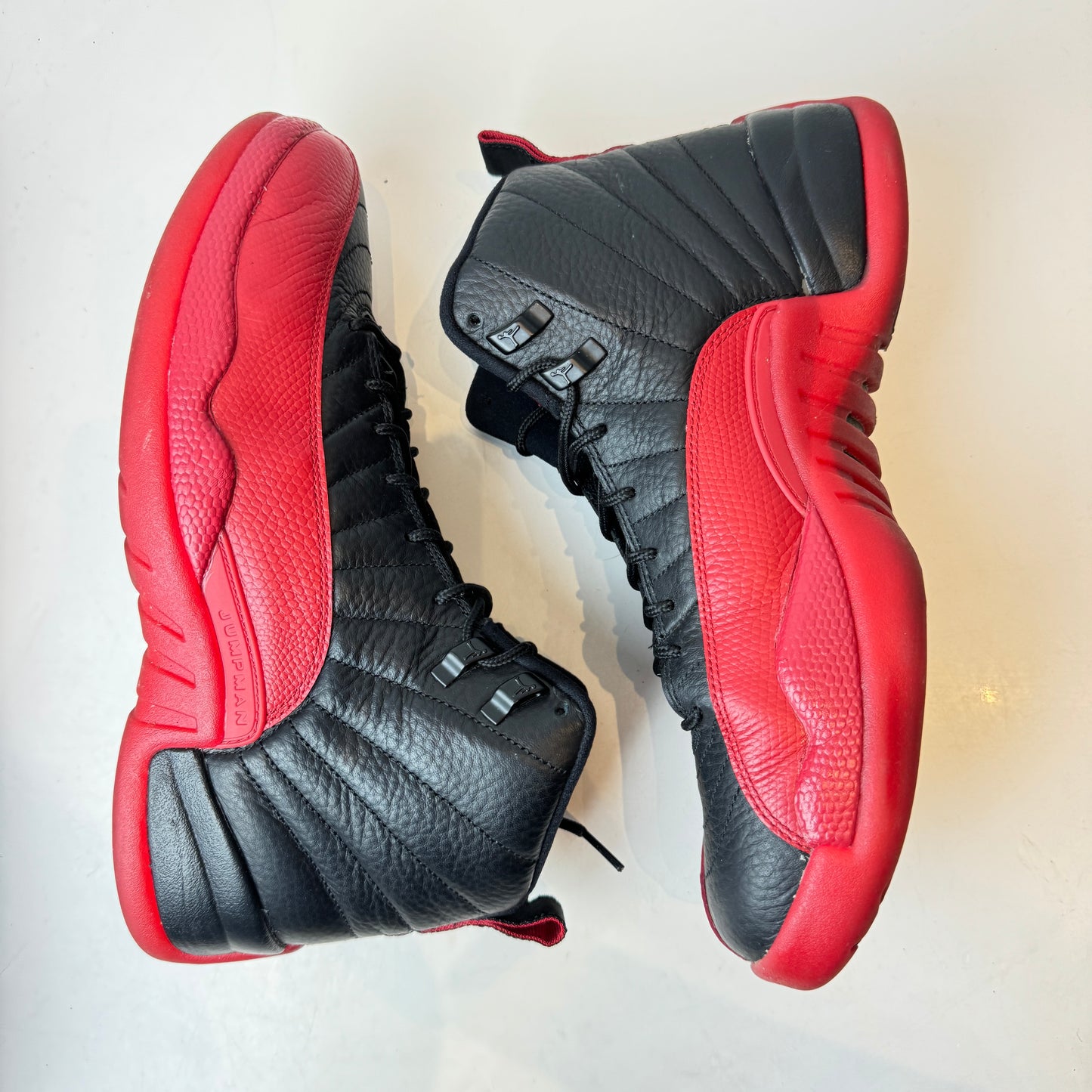 130690 002 Jordan 12 Retro Flu Game (2016) [USED] - 9.5 M (Used) (Replace Box)