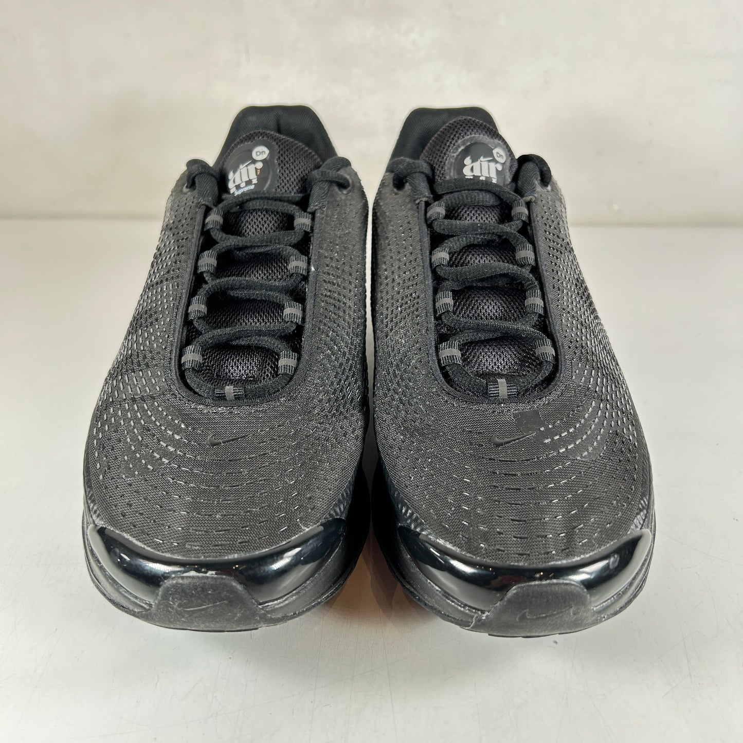 FZ4044 001 Nike Air Max DN Supreme Black [USED] - 11 M (Used)