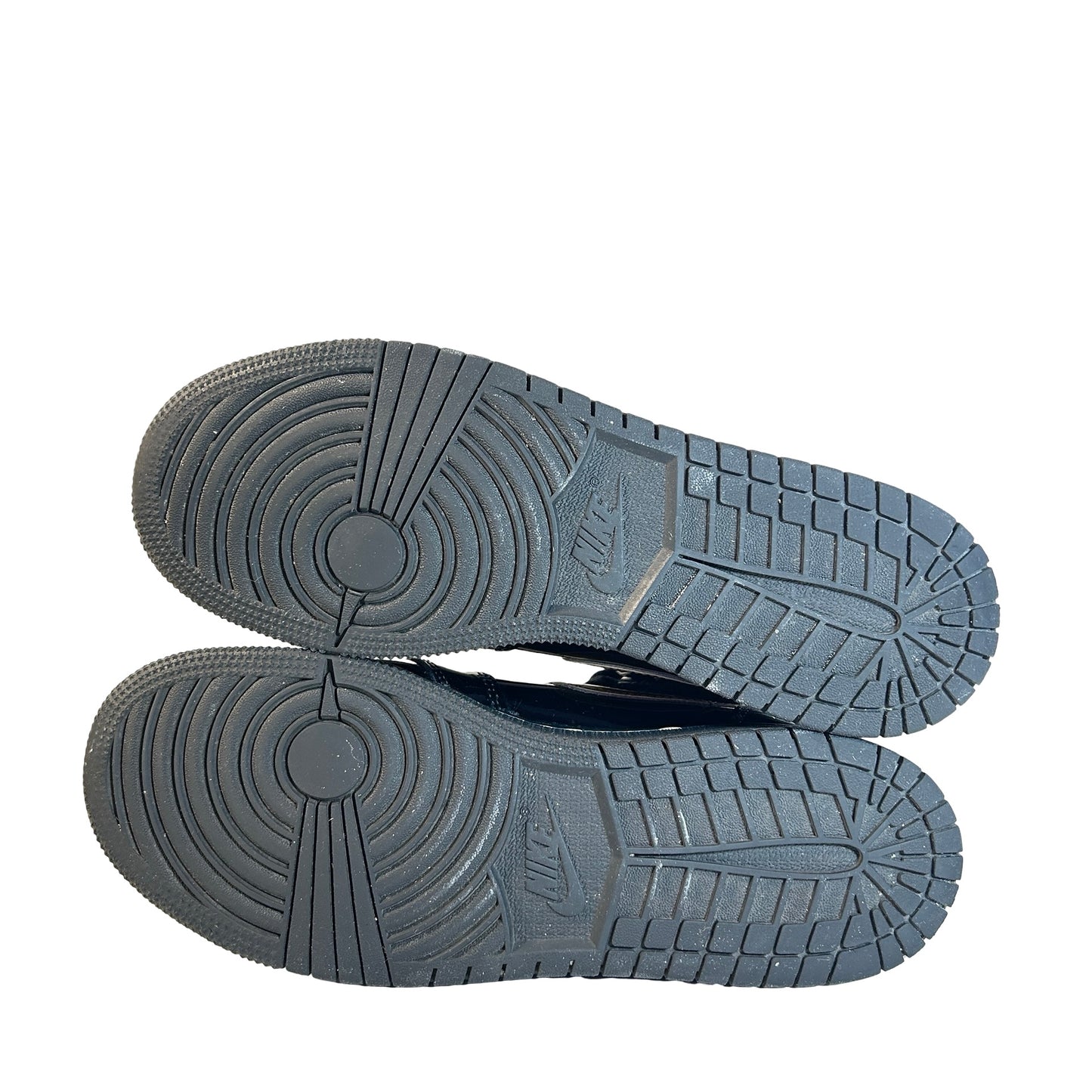 575441 032 Jordan 1 Negro Metálico Oro 2020