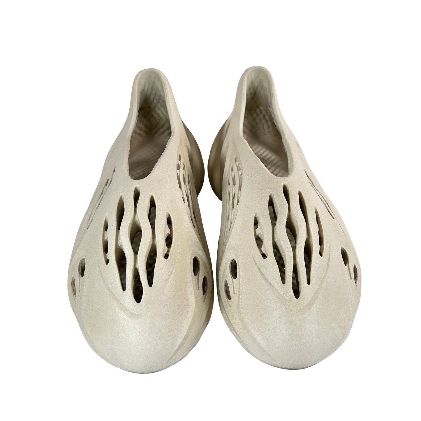 FY4567 adidas Yeezy Foam RNNR Sand [USED] - 8 M (Used)