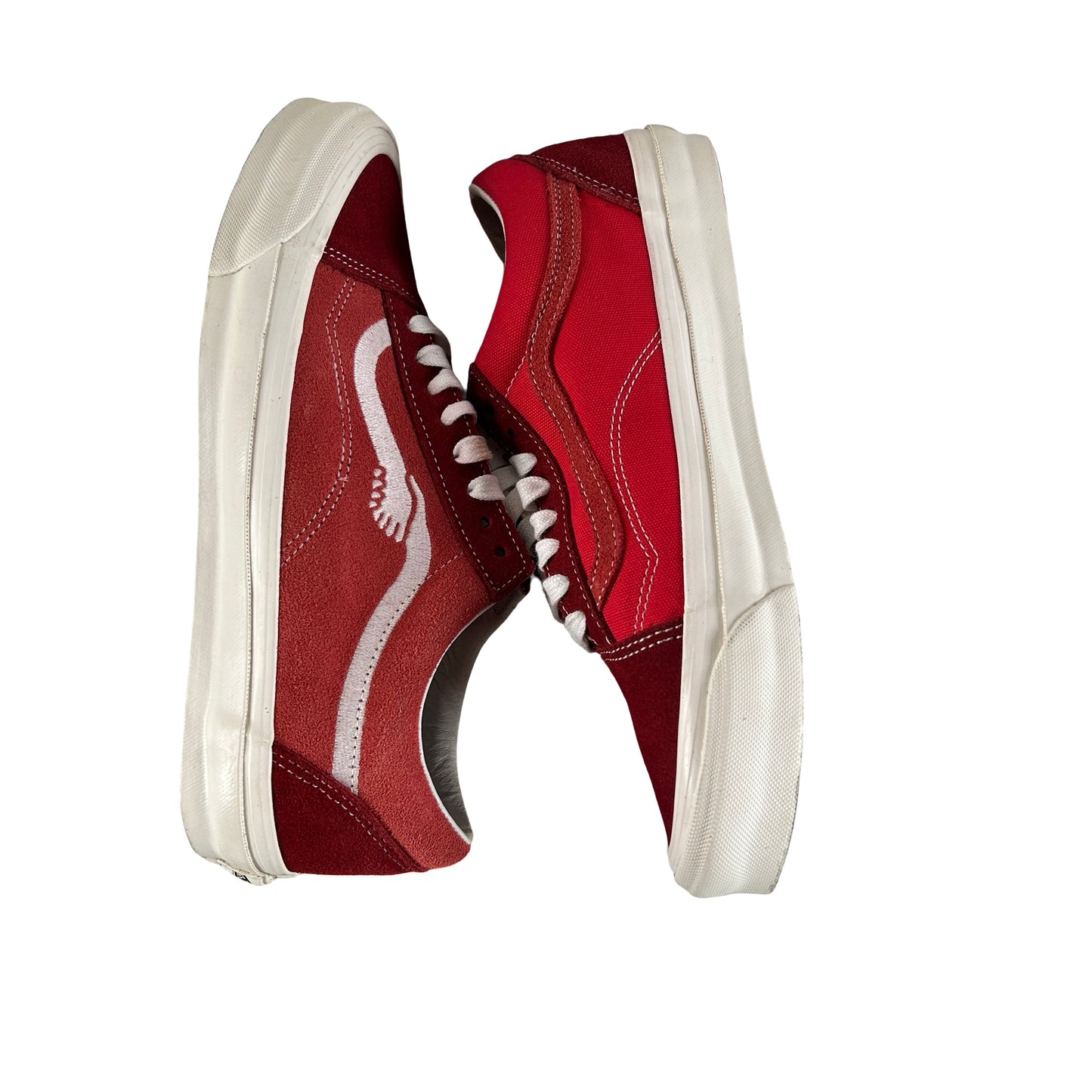 VN0A4P3X214 Vans Old Skool Notre Red [USED] - 9.5 M (Used)