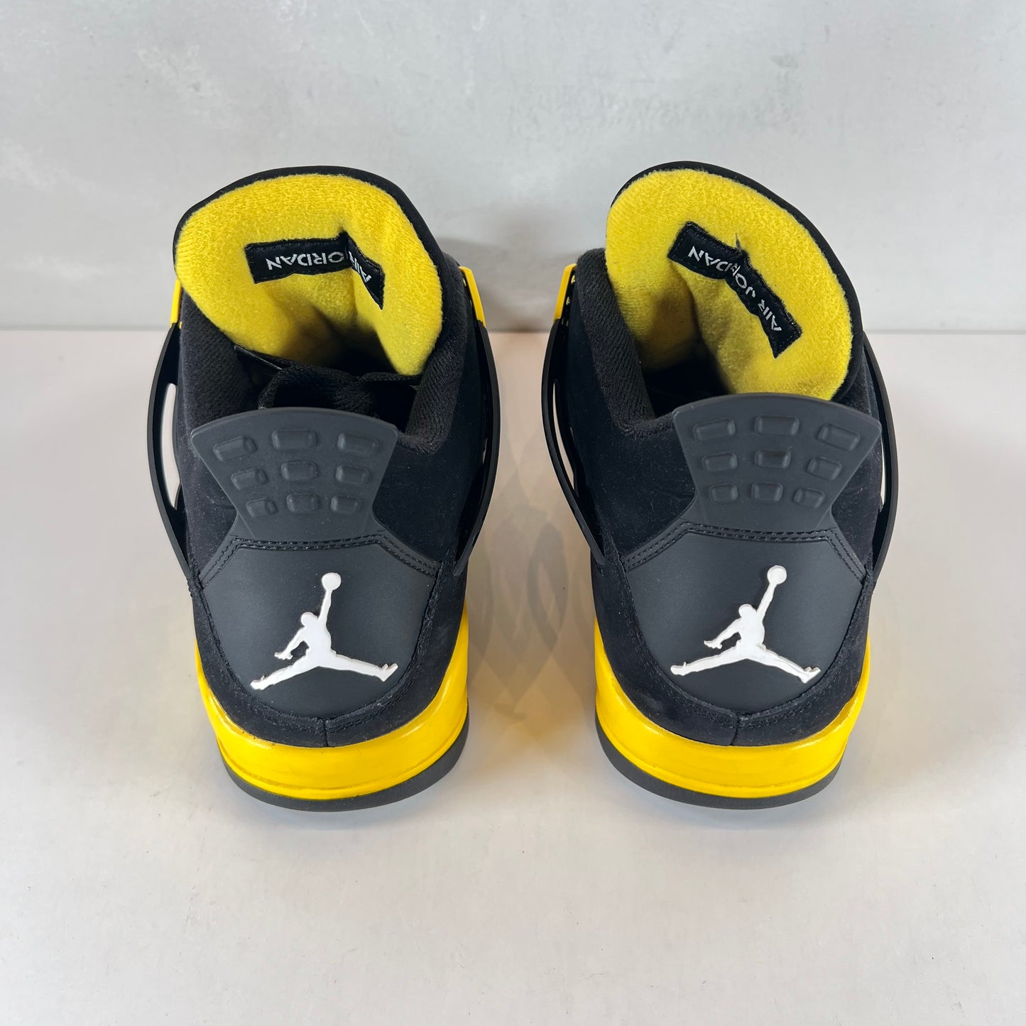 DH6927 017 Jordan 4 Retro Thunder [USED] - 9.5 M (Used3)