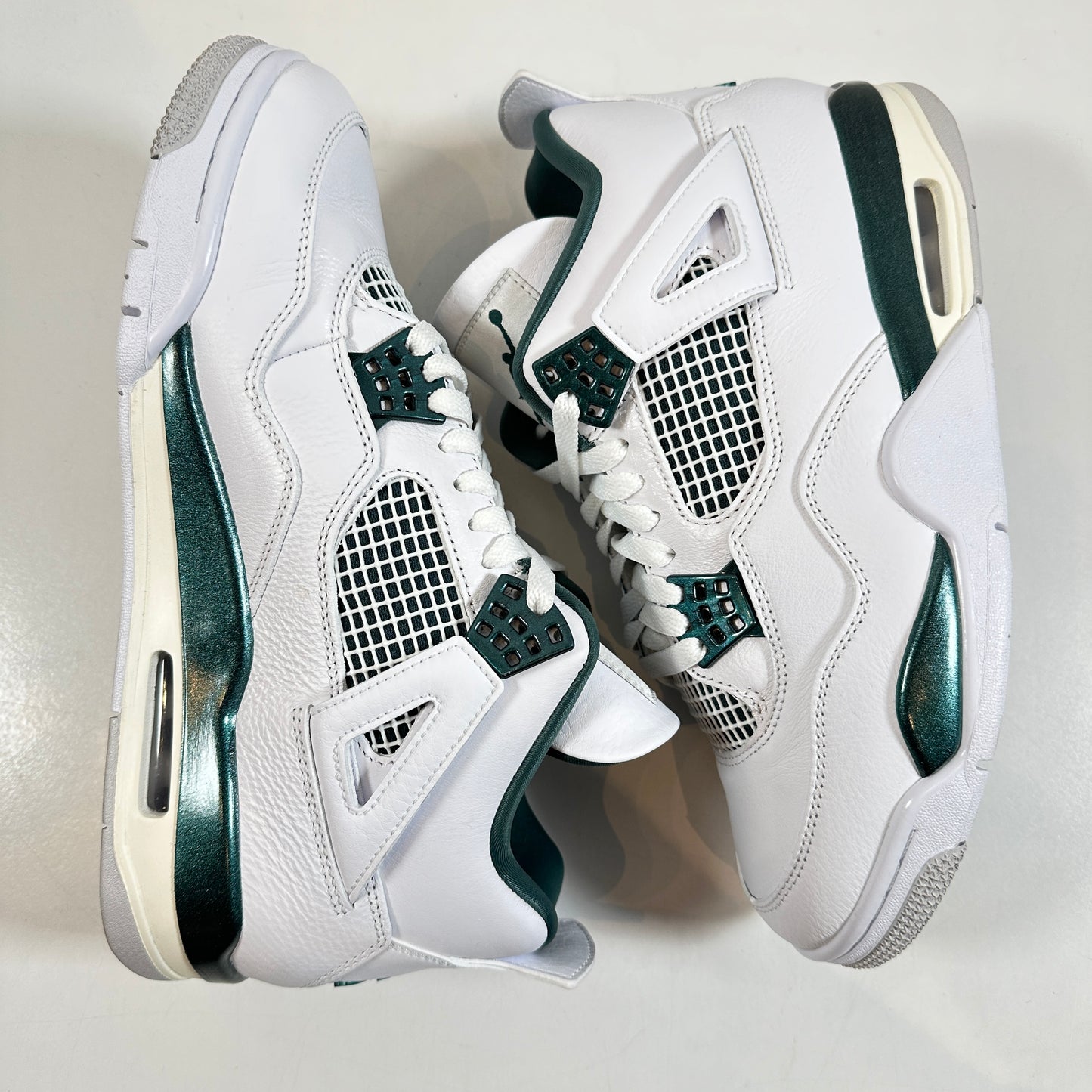 FQ8138 103 Jordan 4 Retro Oxidized Green [USED] - 8.5 M (Used)