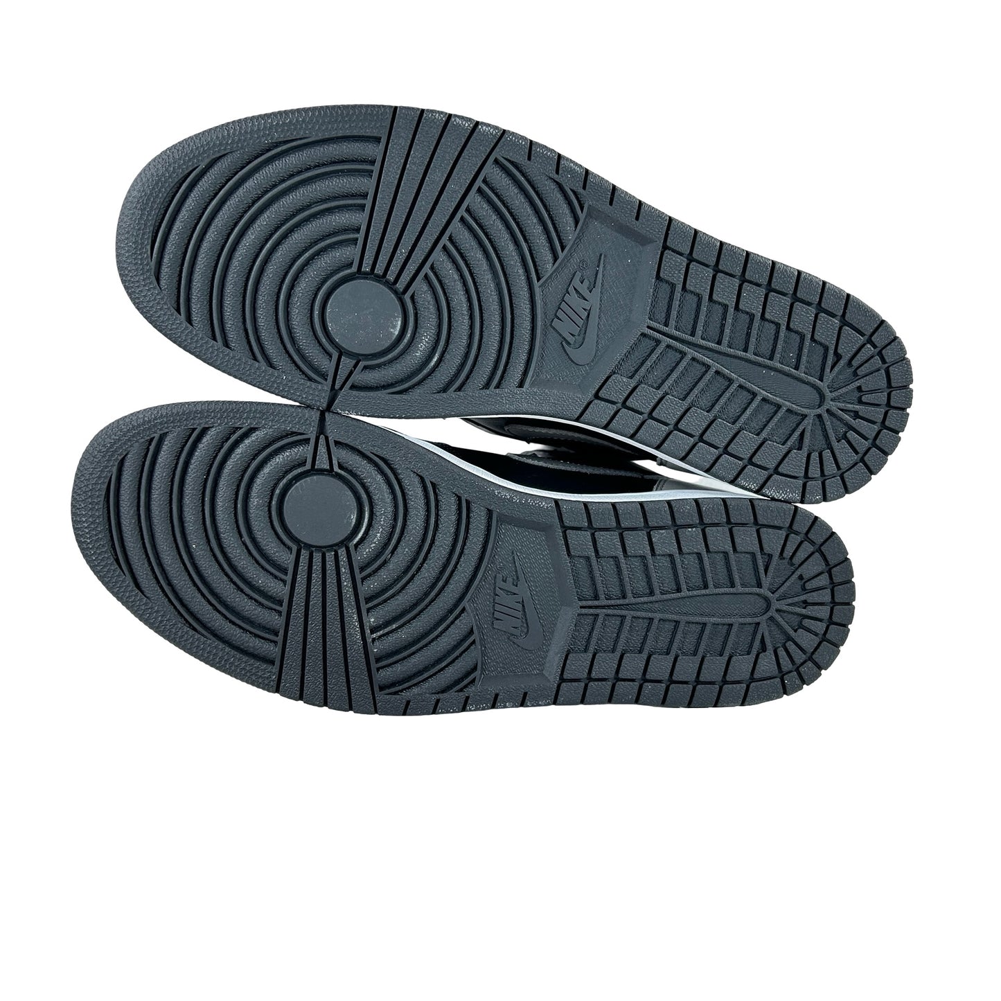 555088 013 Jordan 1 Shadow (2018) [CONDITIONAL] - 11.5 M (Left Shoe Yellowing)