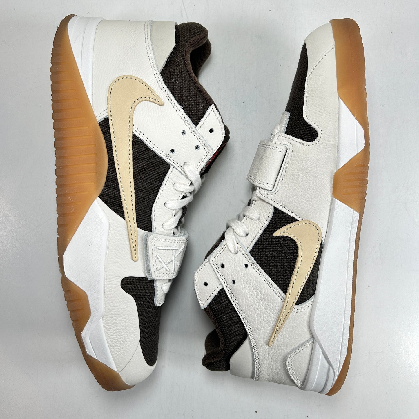 FZ8117 100 Jordan Jumpman Jack TR Travis Scott Sail [USED] - 11.5 M (Used)