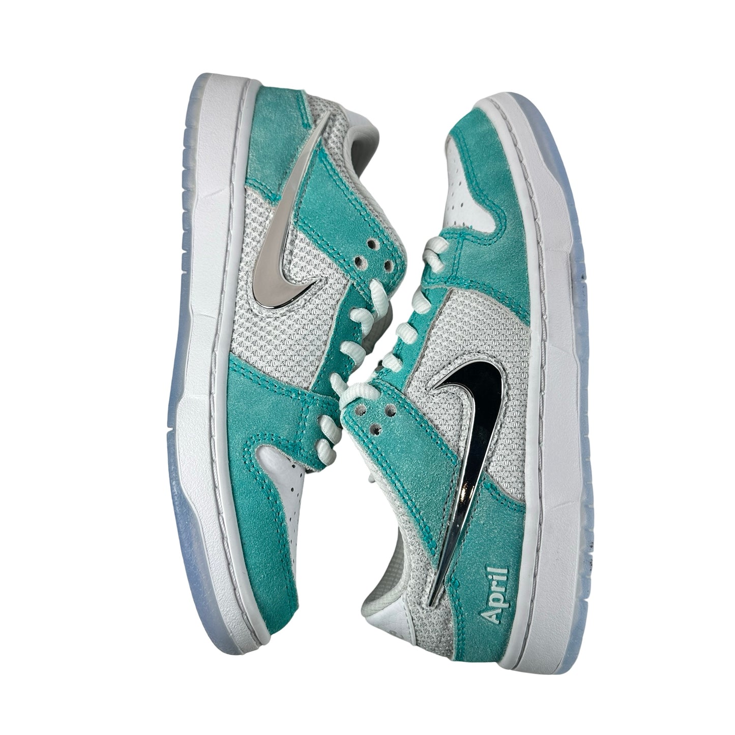 FZ6106 300 Nike SB Dunk Low April Skateboards (PS) [CONDITIONAL] - 1.5 Y (Stain On Right Sole)